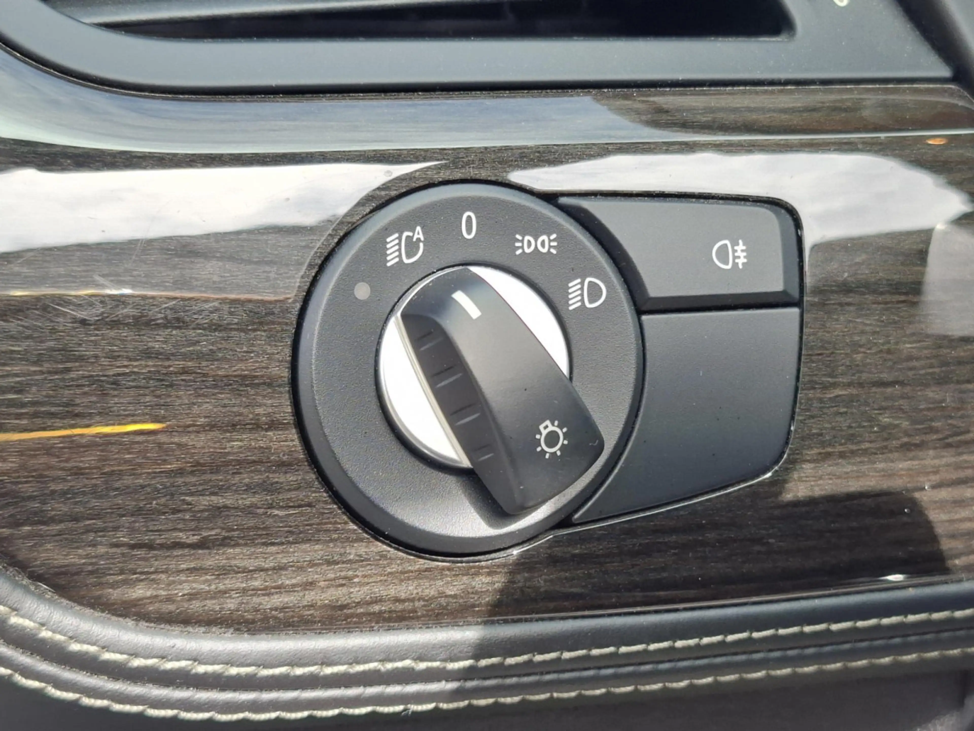 BMW Z4 sDrive 20i — photo 14
