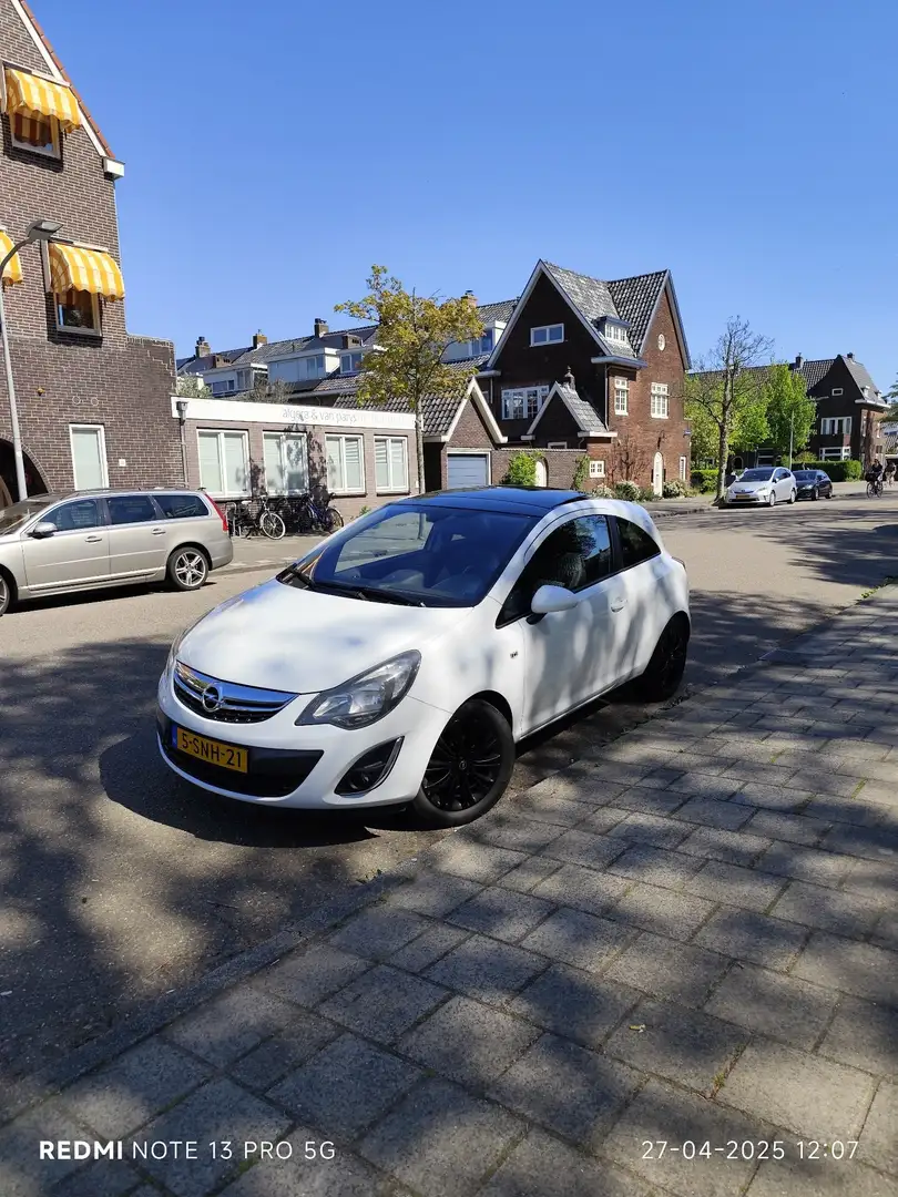 Opel Corsa 1.2 EcoF. Cosmo LPG MODEL 2014. nw.prijs 19.866 Wit - 2