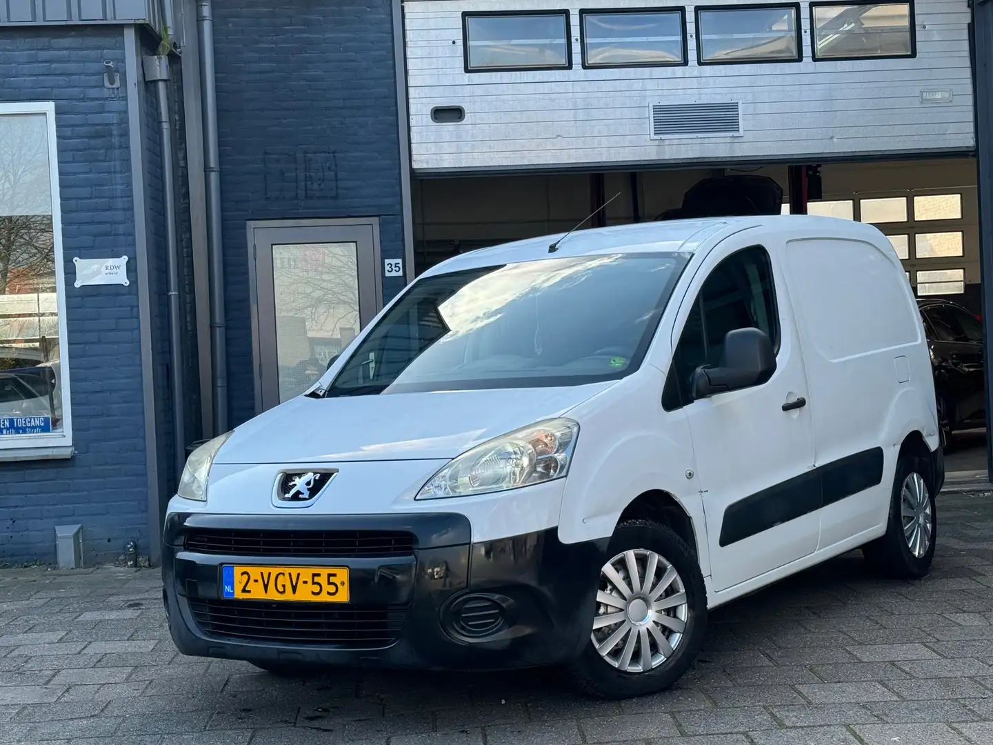 Peugeot Partner 120 1.6 HDI L1 XR | Airco | APK | N.A.P - 1