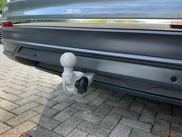 Volkswagen Tiguan Allspace view 17