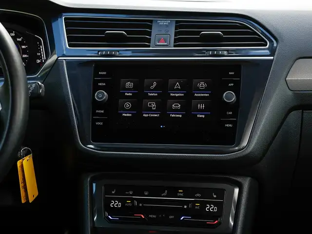 Volkswagen Tiguan Allspace view 10