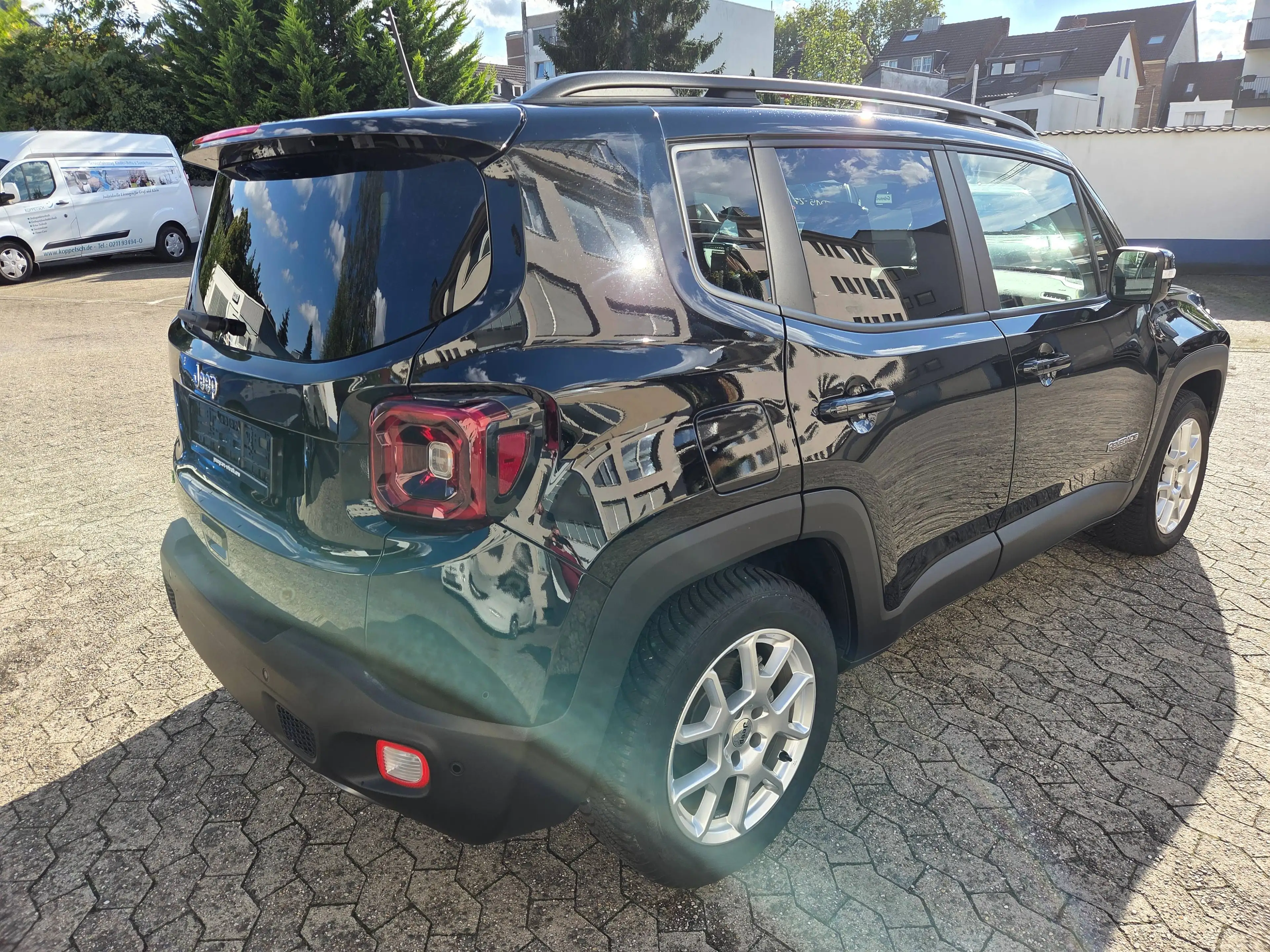 Jeep Renegade 1.5 GSE T4 48V Lim. ACC LED NAVI KAMERA — photo 3
