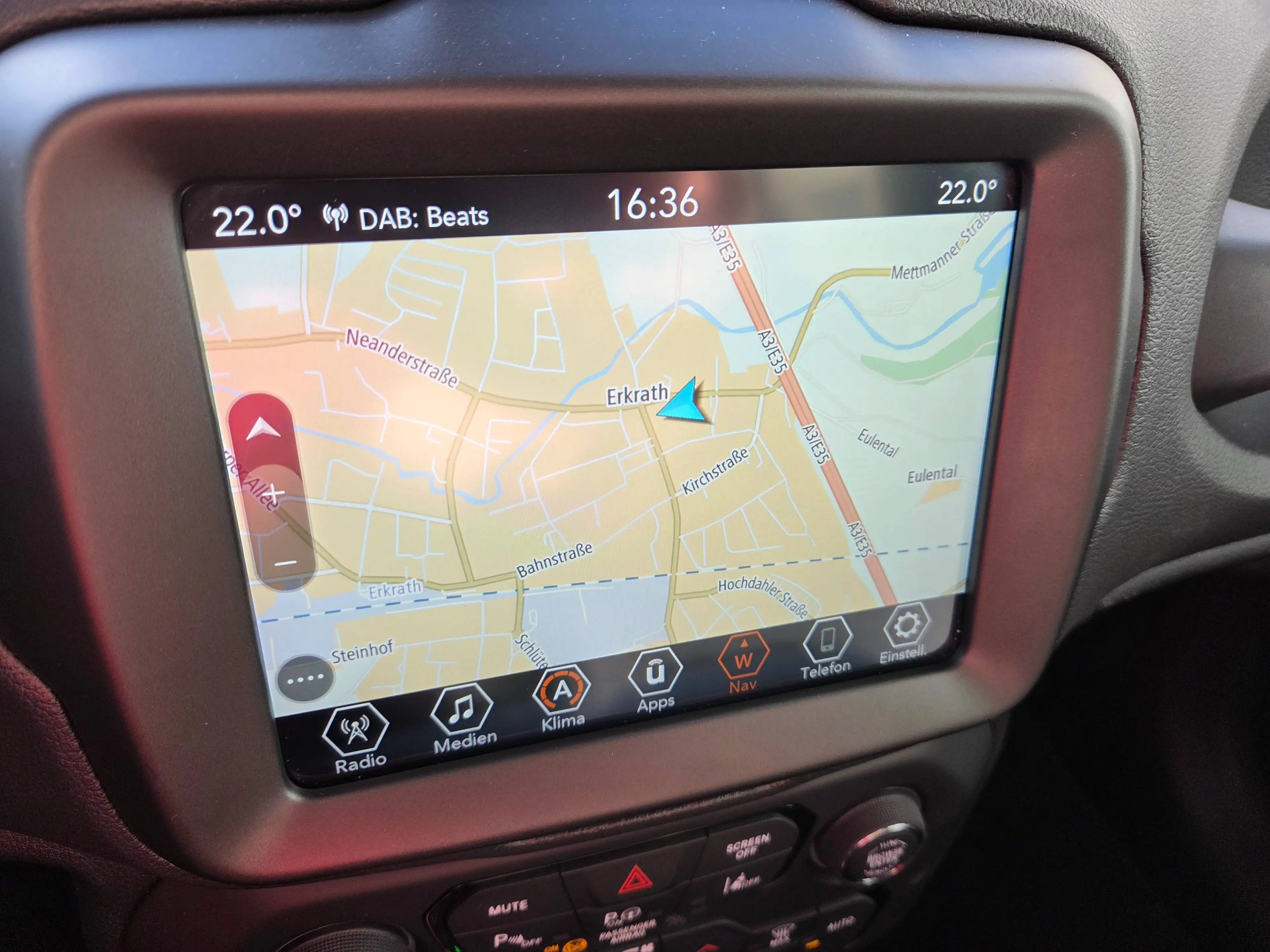 Jeep Renegade 1.5 GSE T4 48V Lim. ACC LED NAVI KAMERA — photo 12