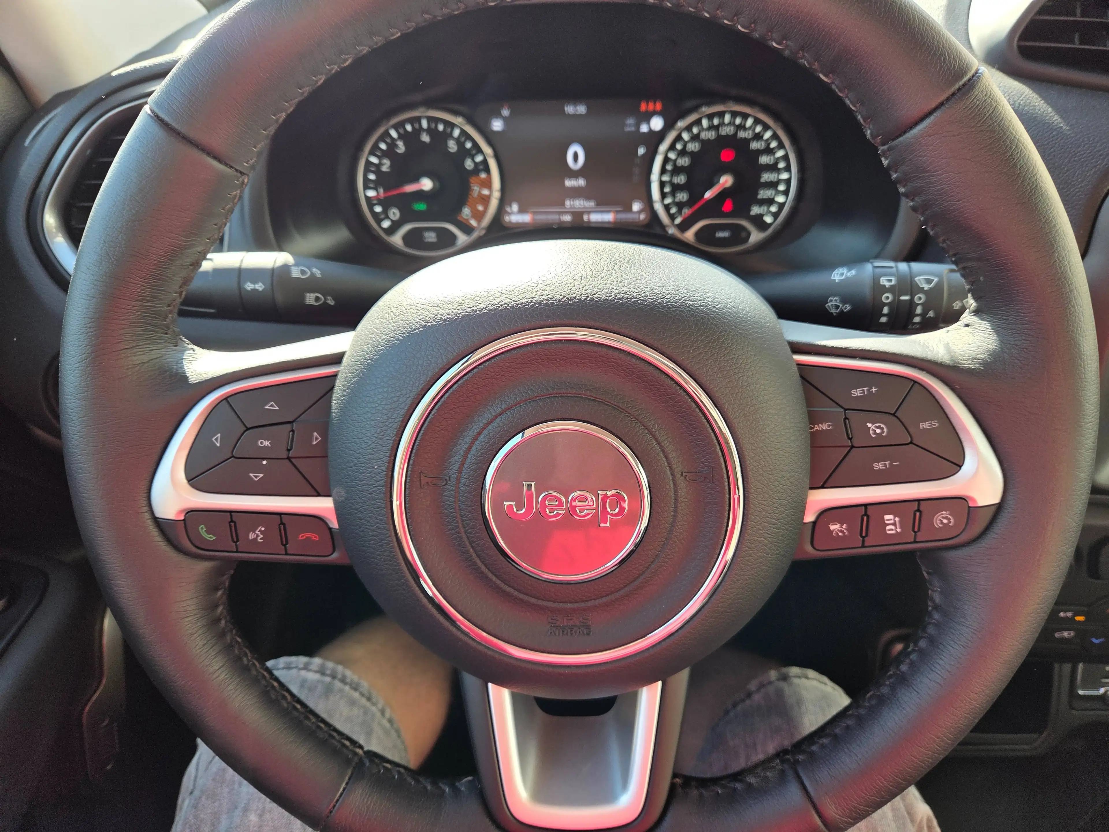Jeep Renegade 1.5 GSE T4 48V Lim. ACC LED NAVI KAMERA — photo 9