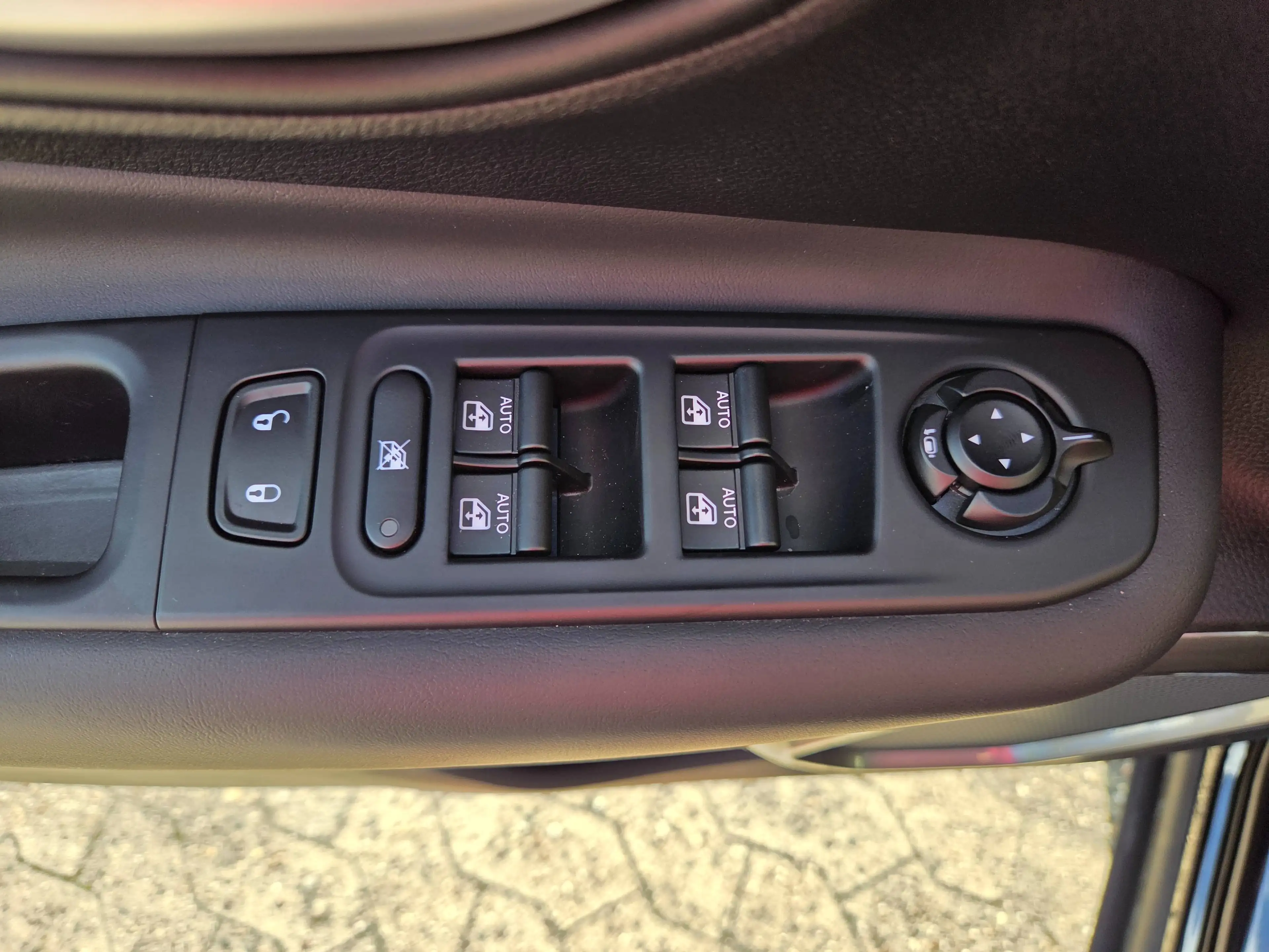 Jeep Renegade 1.5 GSE T4 48V Lim. ACC LED NAVI KAMERA — photo 6