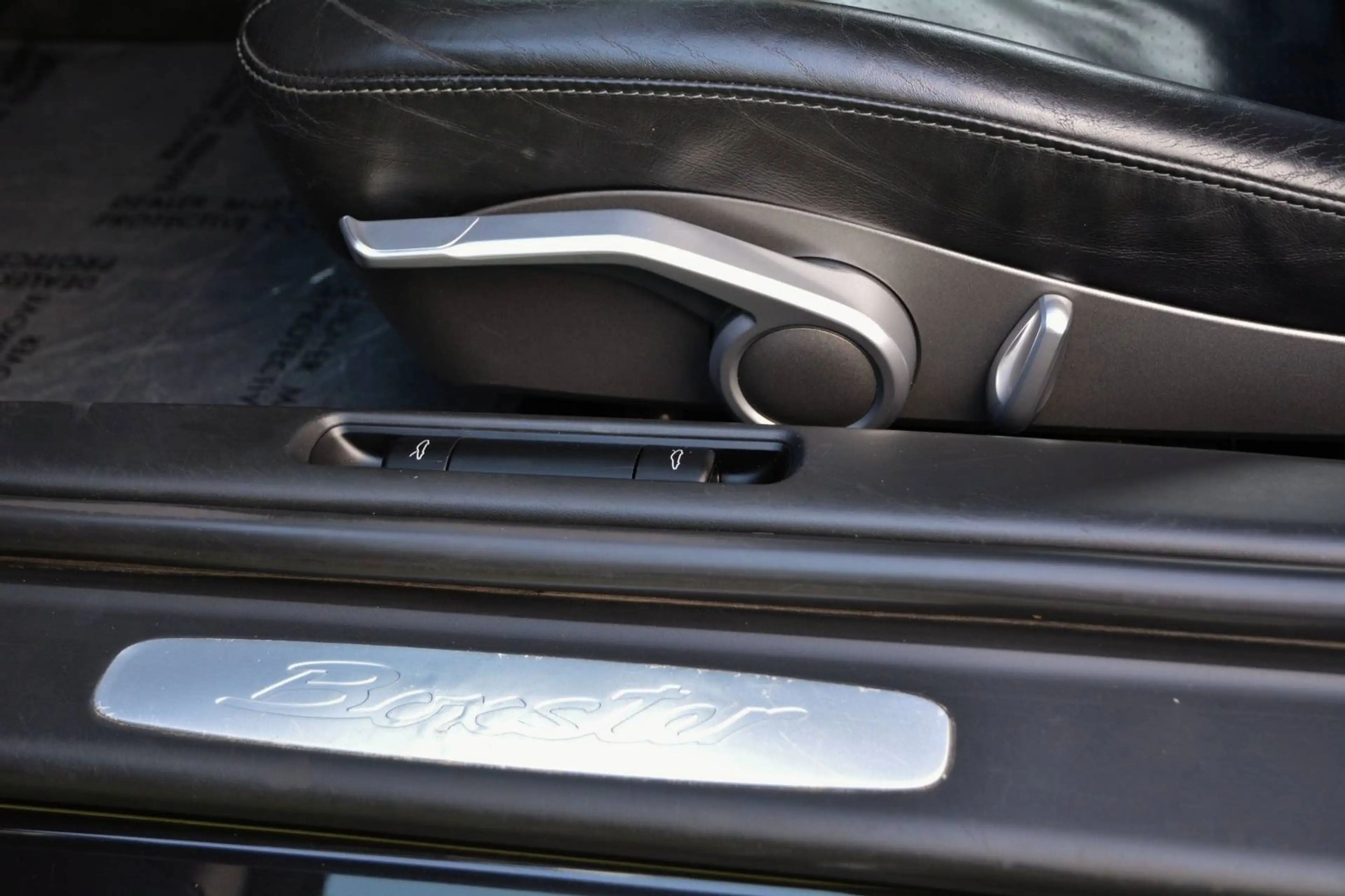 Porsche Boxster Boxster 2.7i Tiptronic S "XENON-GPS-LEDER-AIRCO-BOSE SOUND-PARKEERSENSOREN" — photo 15