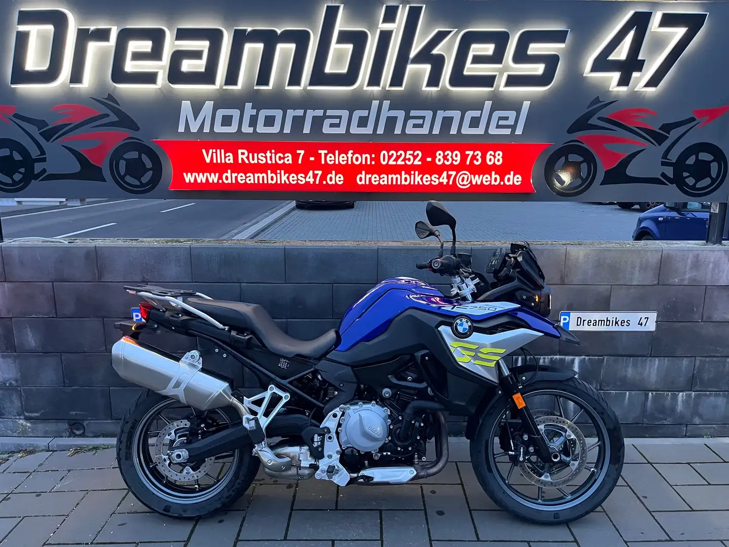BMW F 750 GS **1.FRAUENHAND**ABS PRO**DTC**ESA**35KW**HU NEU** Albastru - 1