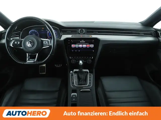 Volkswagen Passat view 12