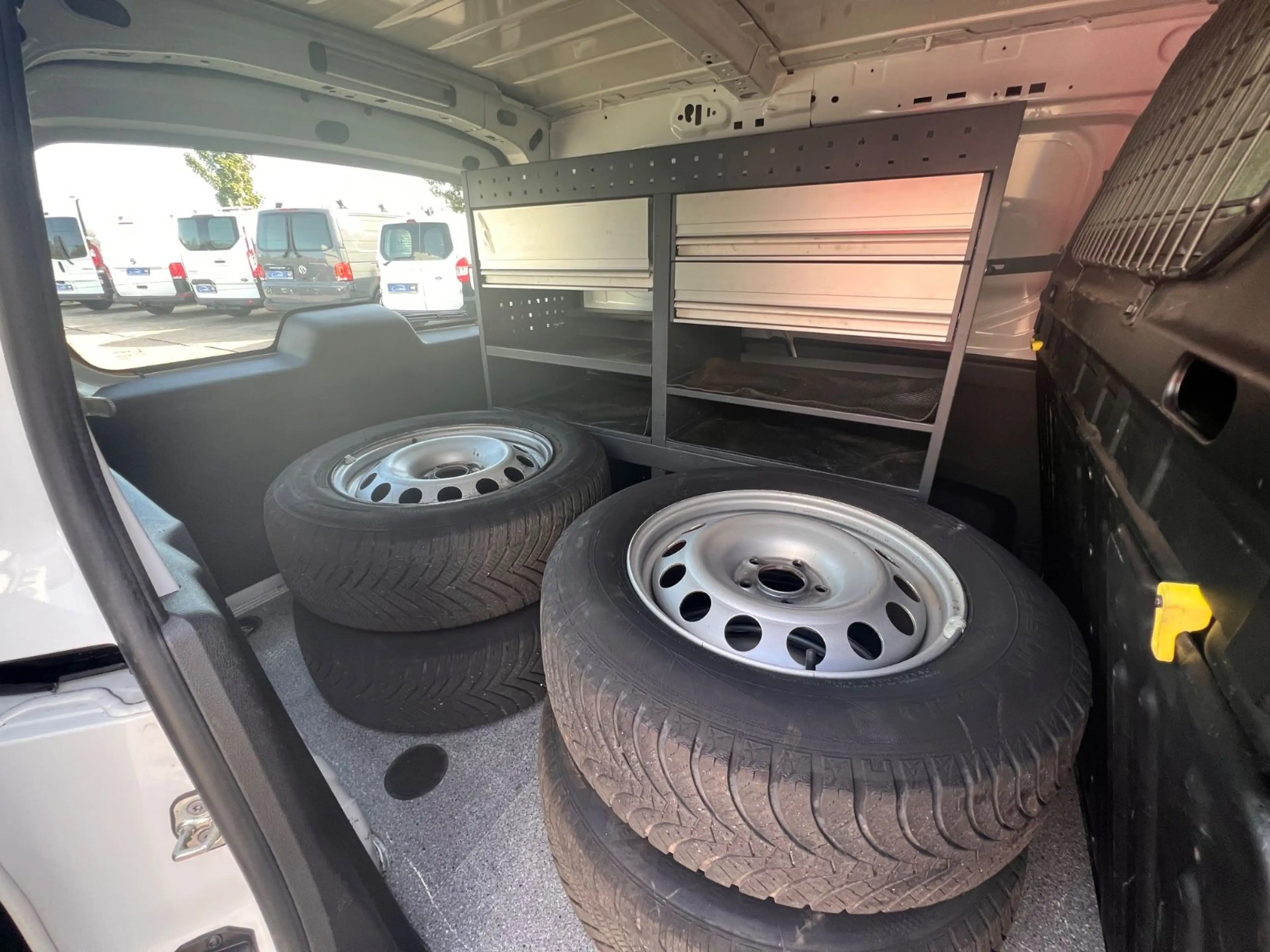 Opel Combo E Cargo Selection*Navi*3-Sitzer*6-Gang — photo 8