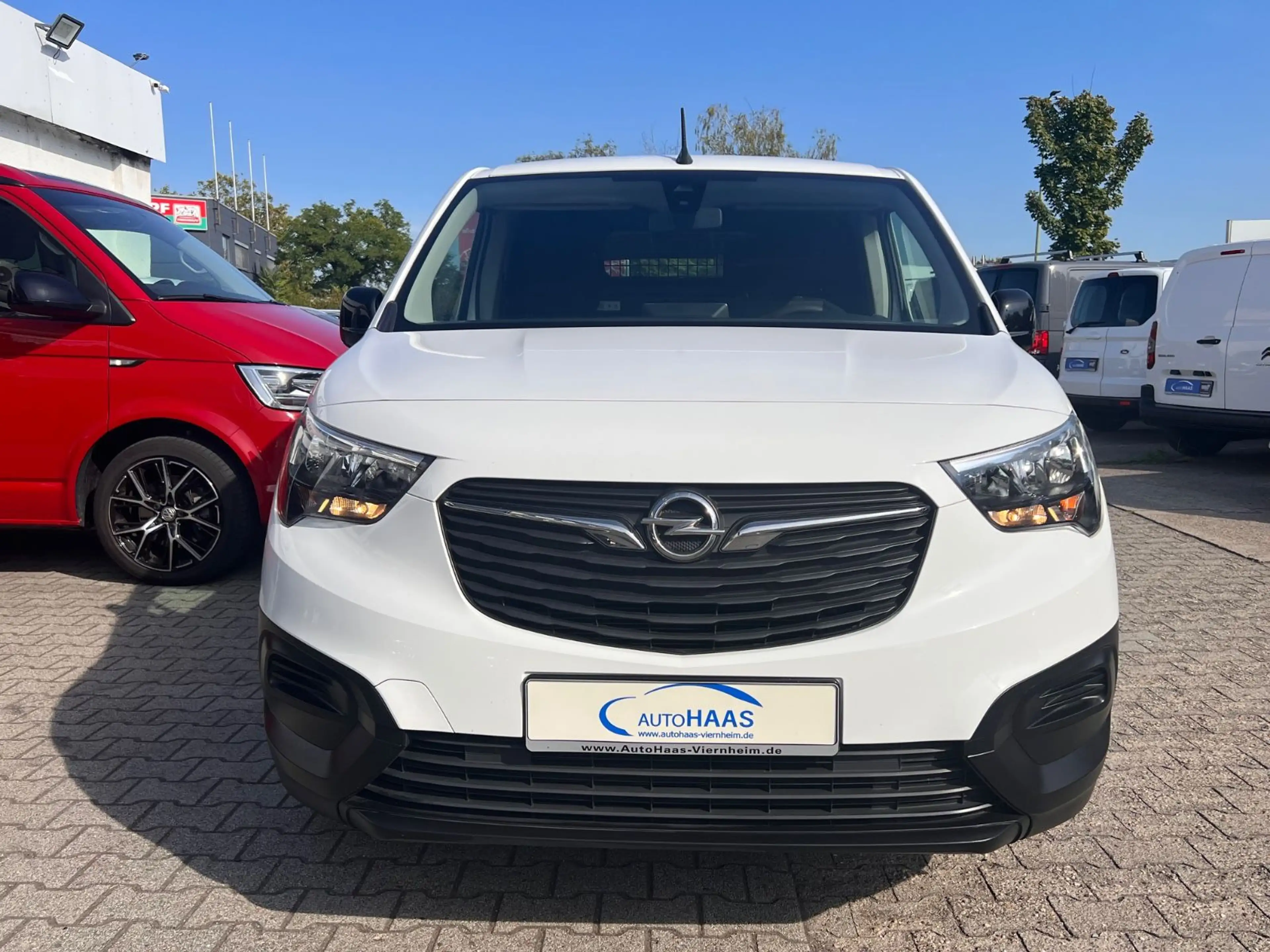 Opel Combo E Cargo Selection*Navi*3-Sitzer*6-Gang — photo 7