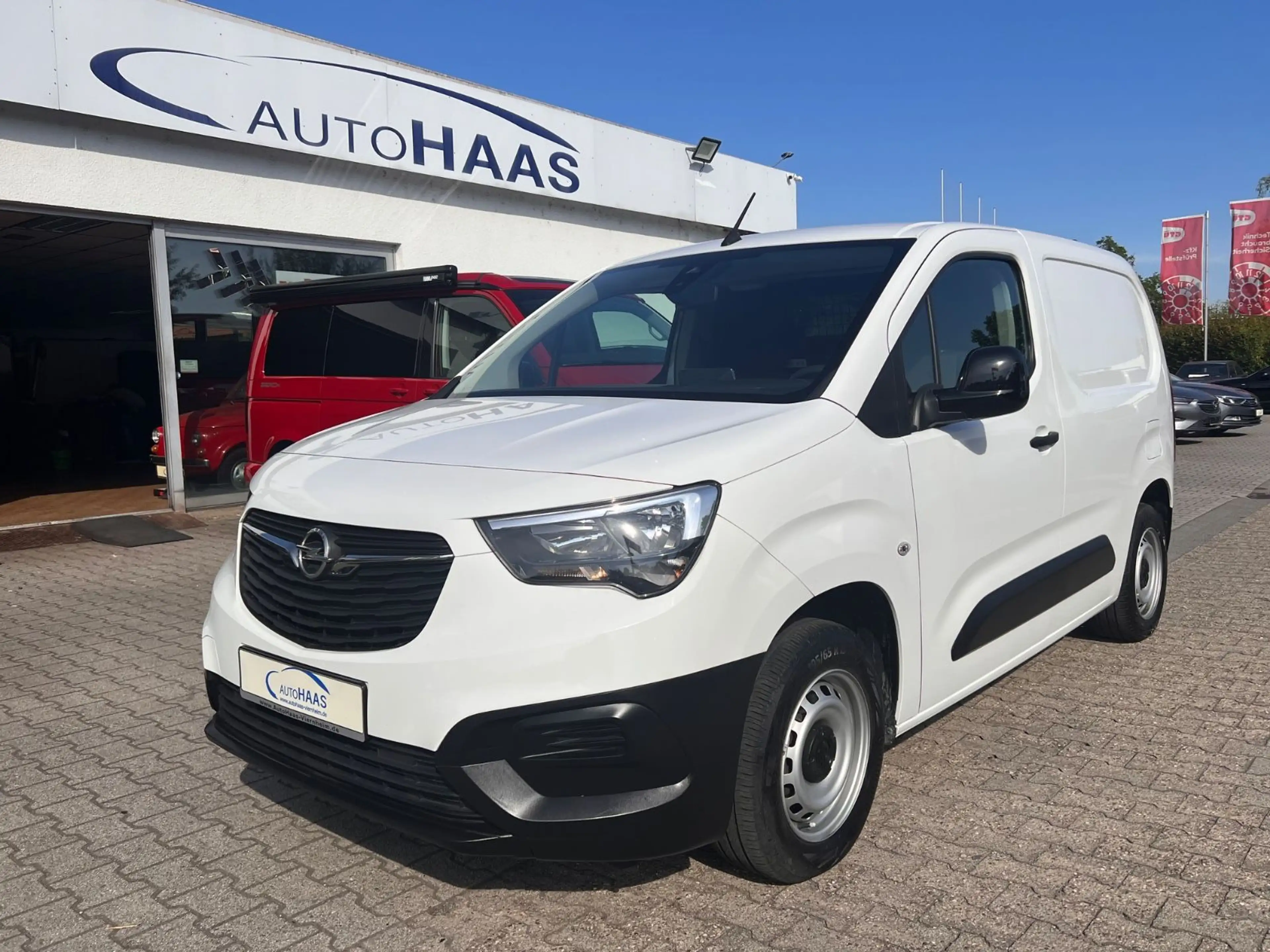 Opel Combo E Cargo Selection*Navi*3-Sitzer*6-Gang