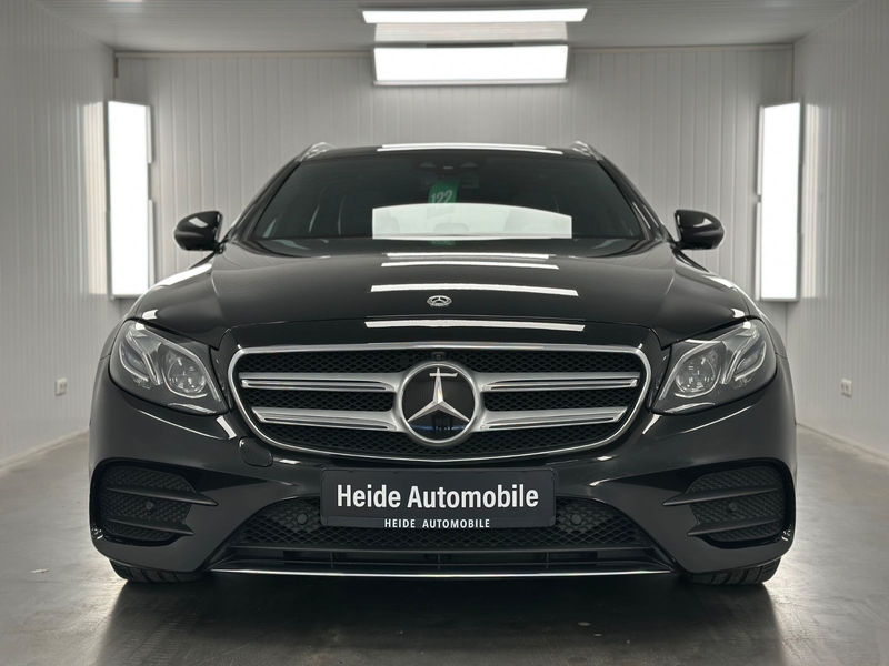 Mercedes-Benz E 450 4Matic AMG SPORTPAKET PANO 360° WIDESCREEN — photo 2