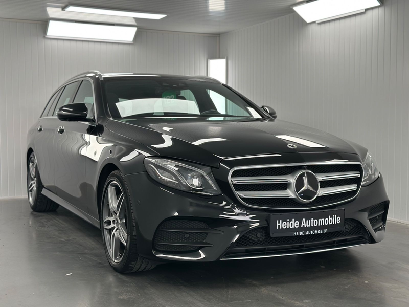 Mercedes-Benz E 450 4Matic AMG SPORTPAKET PANO 360° WIDESCREEN — photo 3