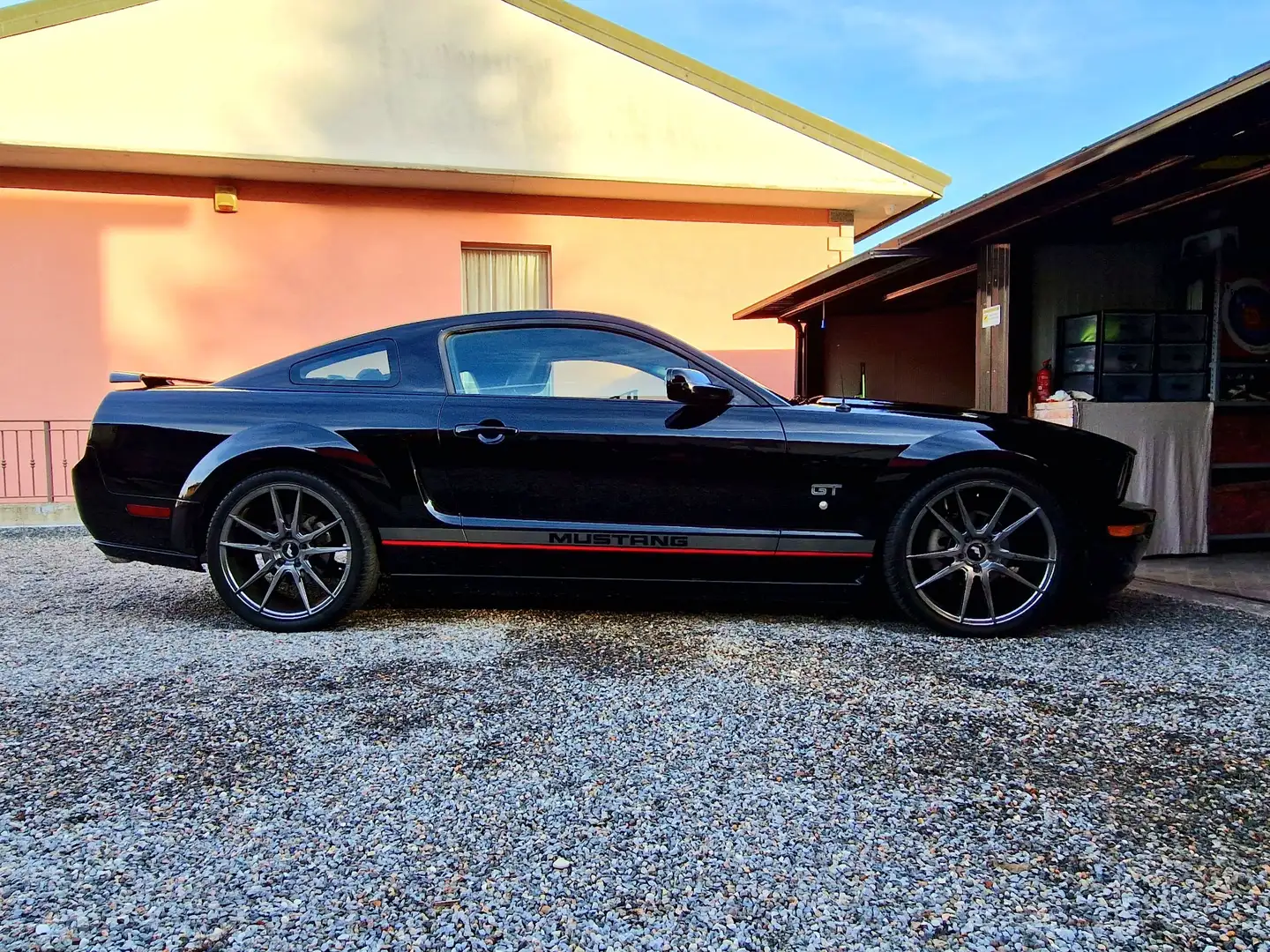 Ford Mustang 4.0 v6 GT - 2