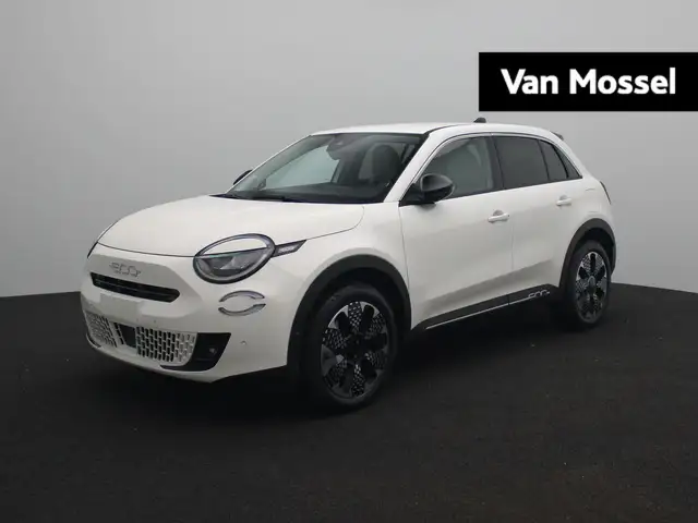 Fiat 600 1.2 Hybrid La Prima | Voorraadvoordeel | Parkeerca