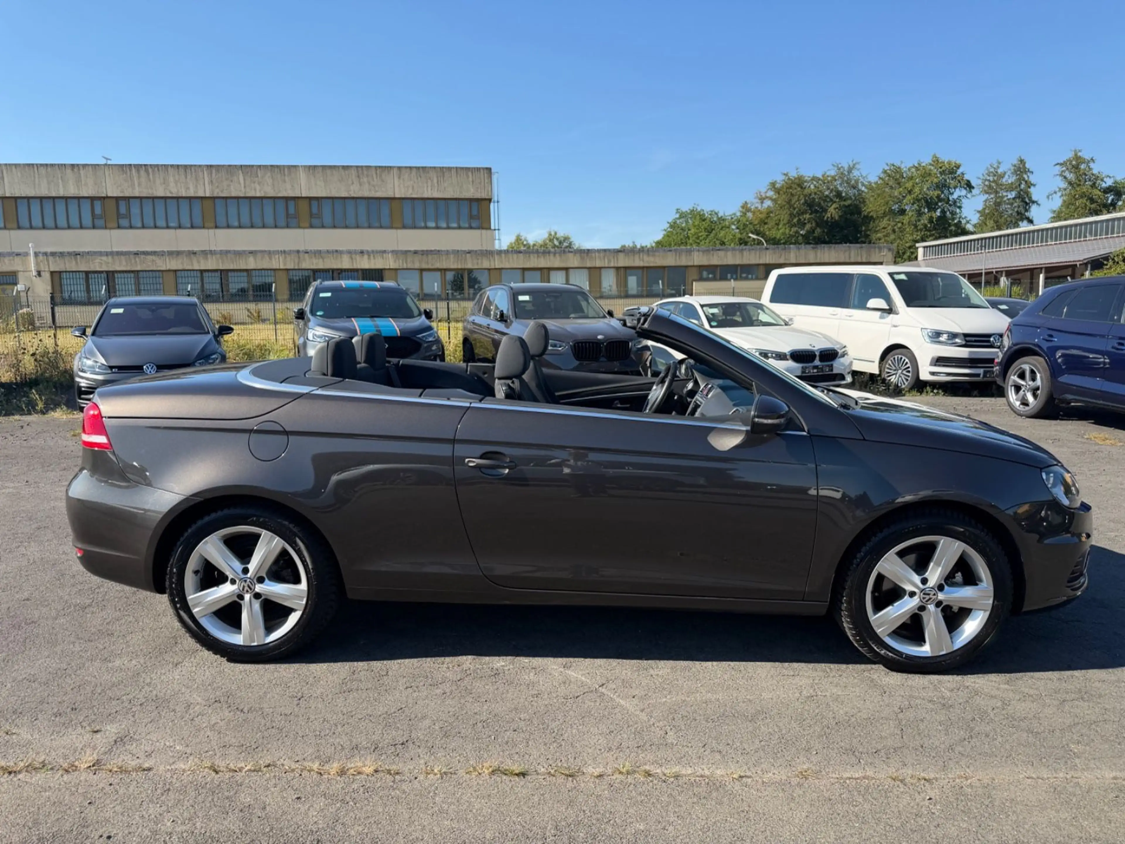 Volkswagen Eos Klimaautomatik Pano Navigation PDC — photo 4