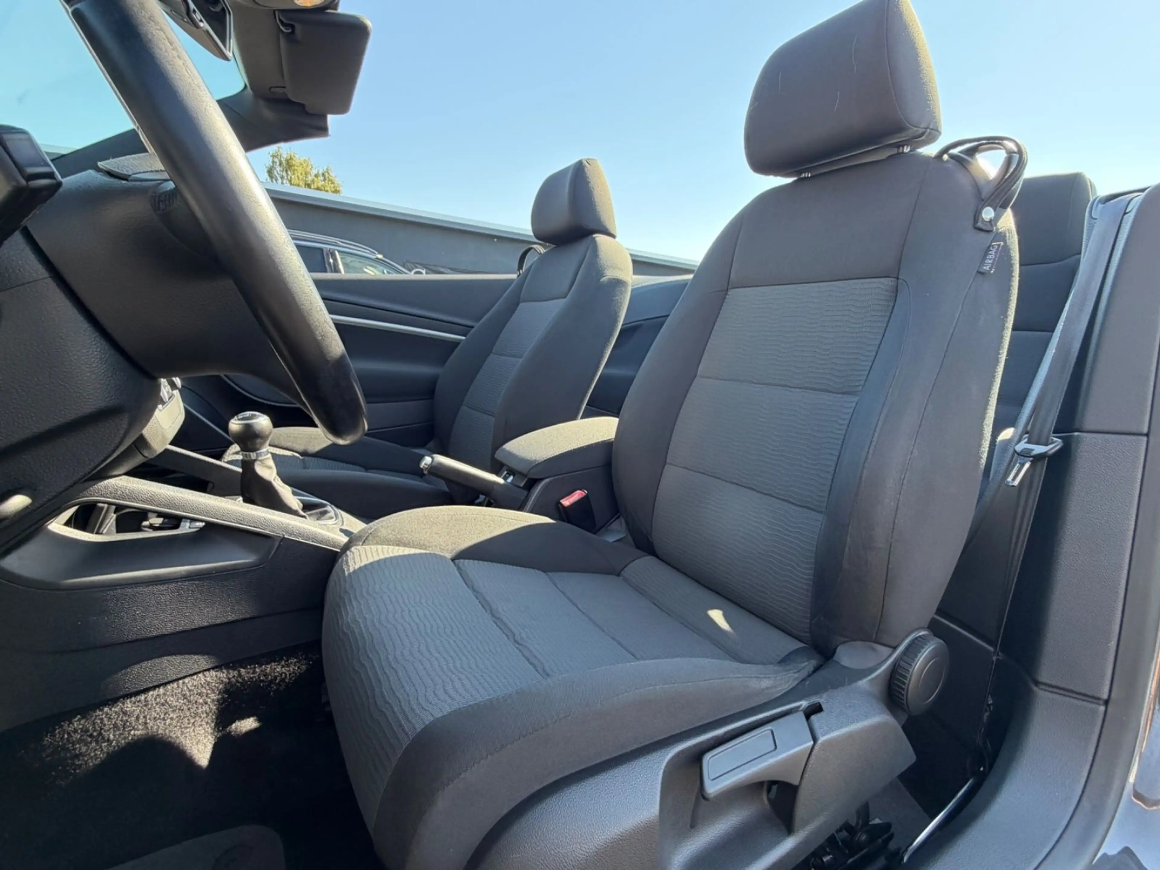 Volkswagen Eos Klimaautomatik Pano Navigation PDC — photo 13