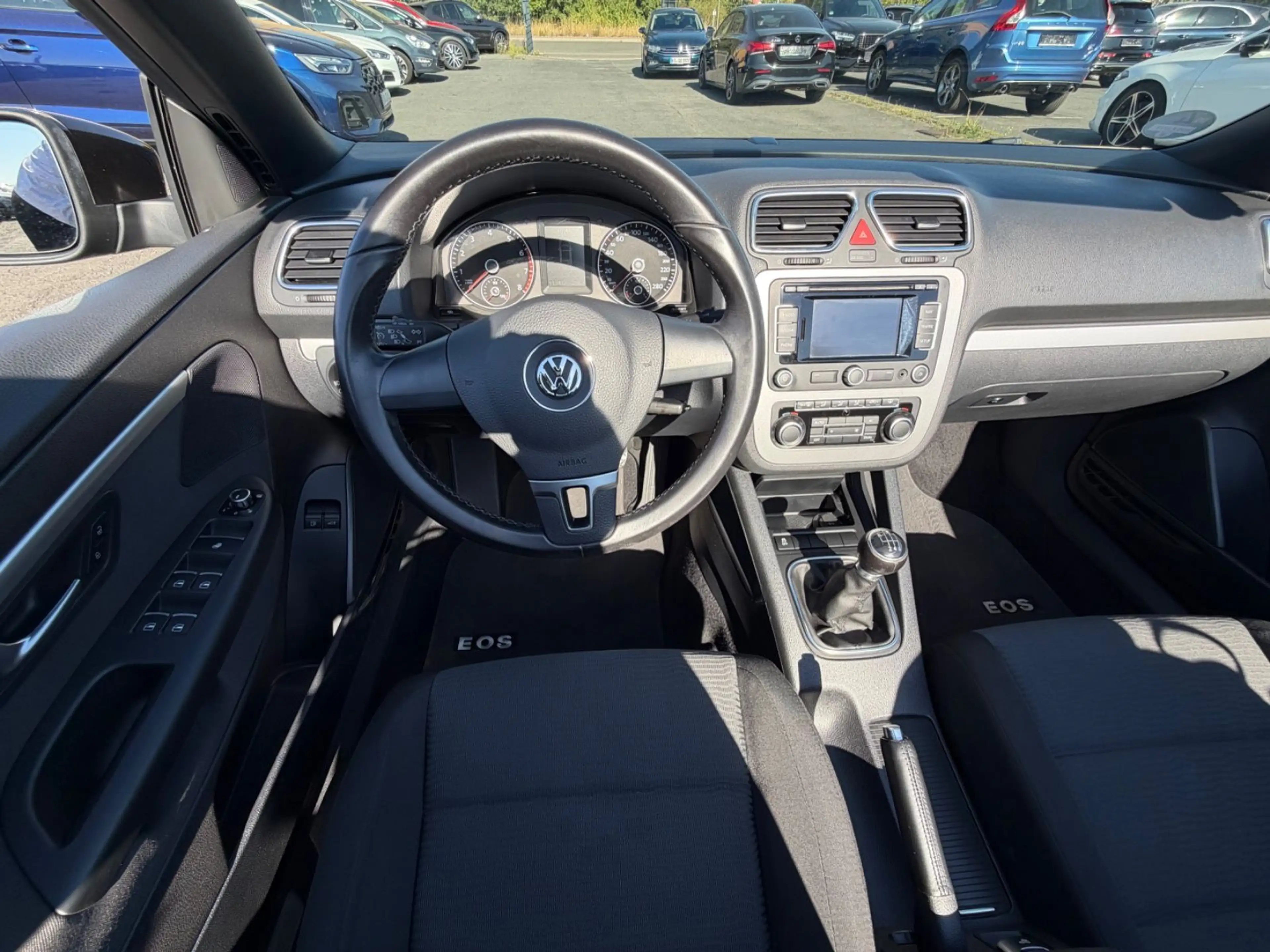 Volkswagen Eos Klimaautomatik Pano Navigation PDC — photo 11