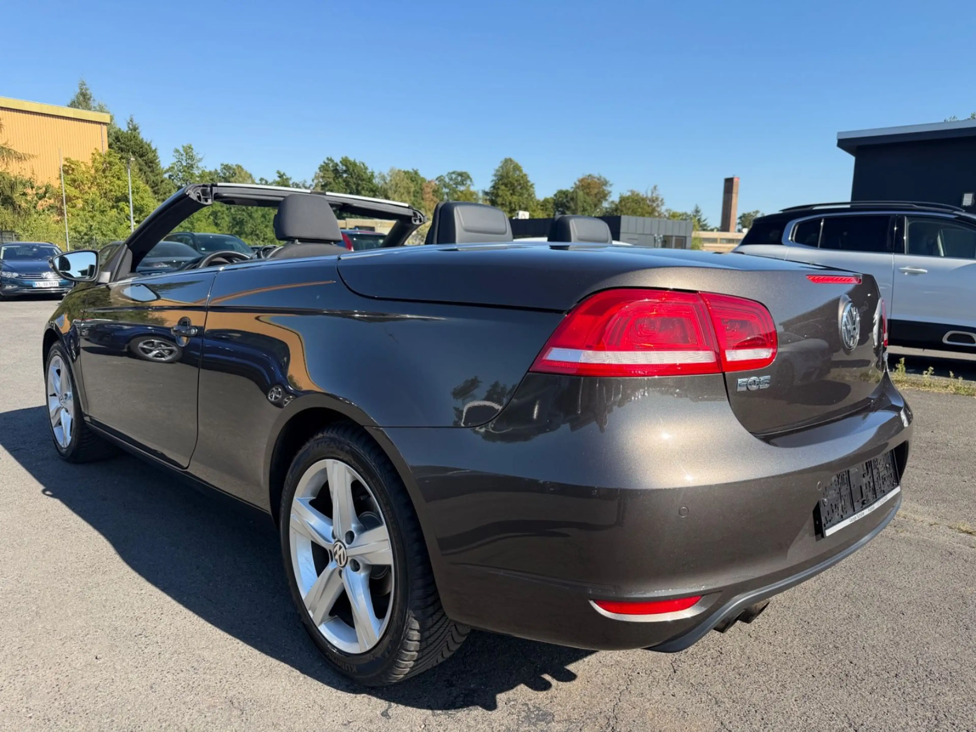 Volkswagen Eos Klimaautomatik Pano Navigation PDC — photo 7
