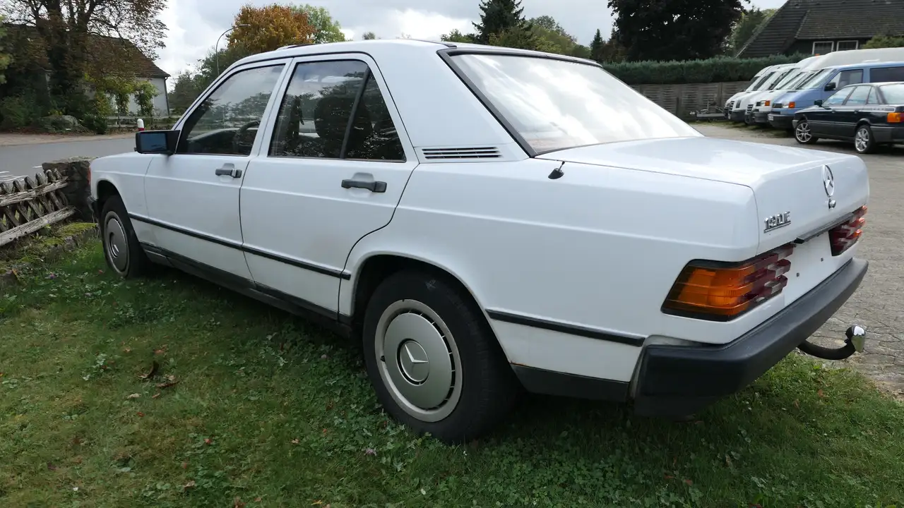 Mercedes-Benz 190, foto 3