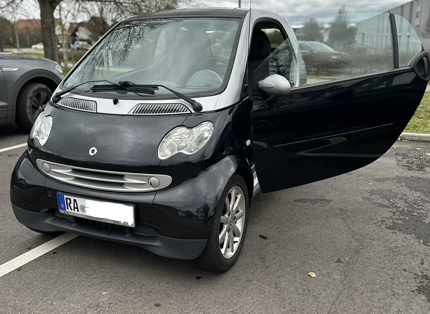 smart forTwo coupe Černá - 1