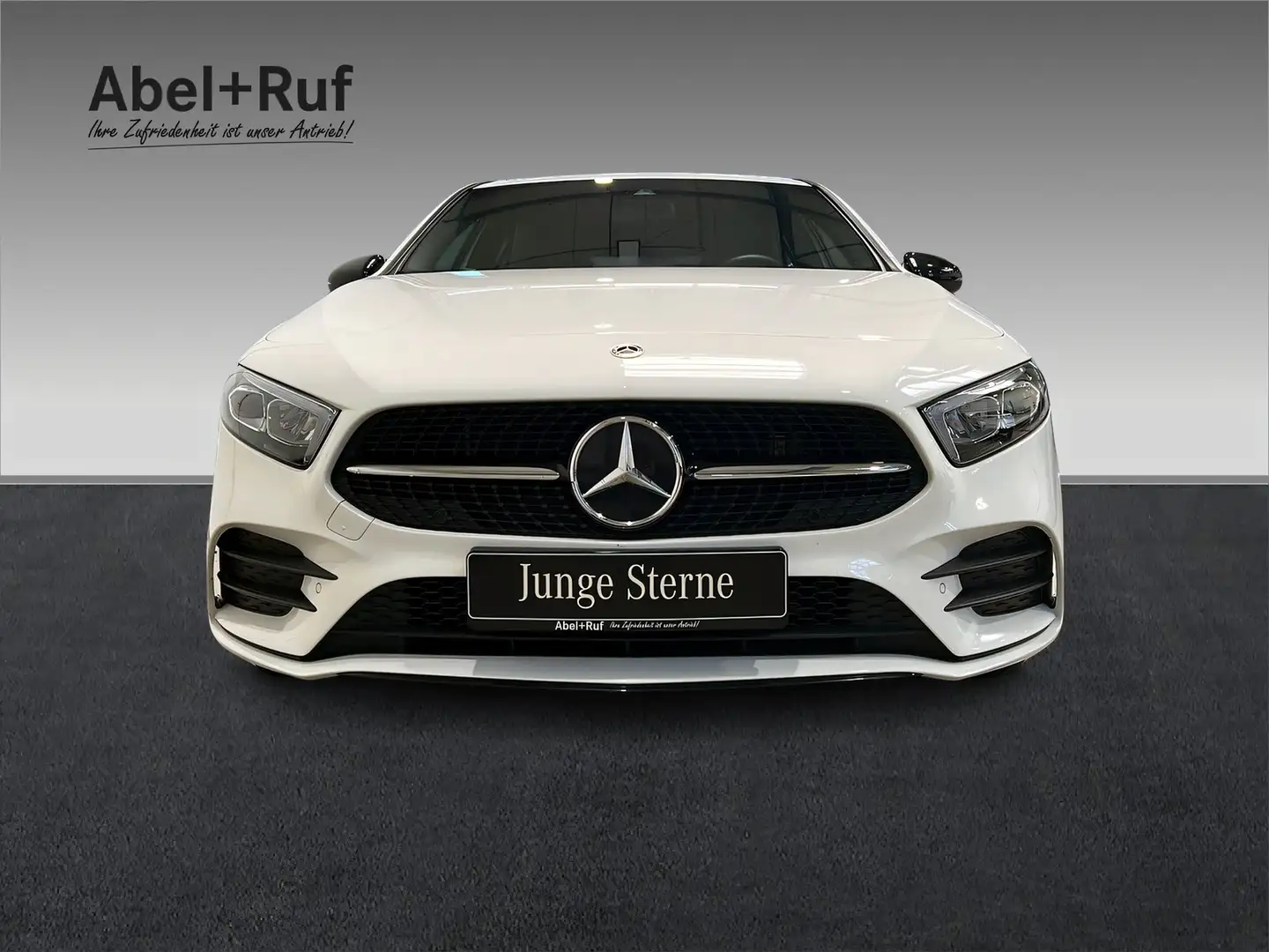 Mercedes-Benz A 250 e AMG+MBUX+LED+NIGHT+Kamera+Ambi+CarPlay Белый - 2