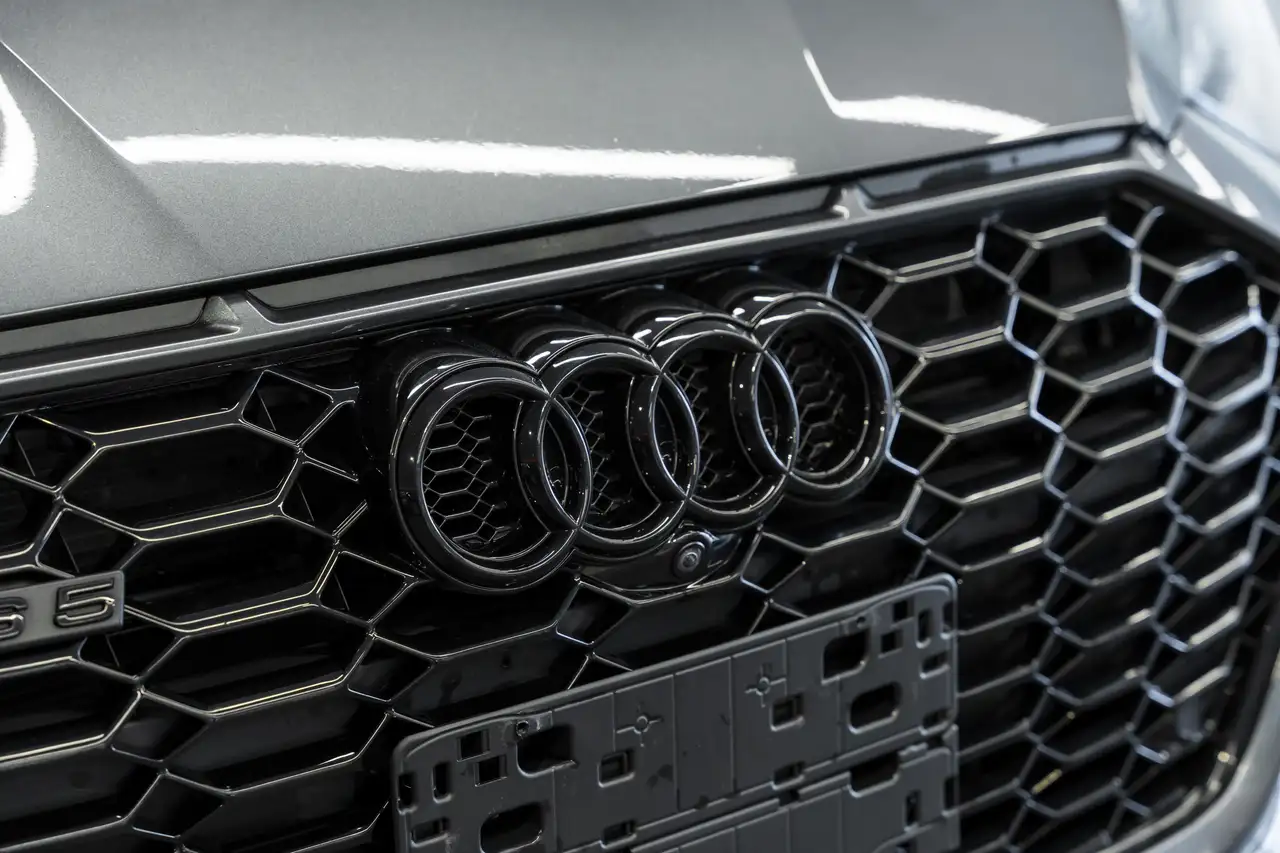 Audi RS5 снимка Audi RS5