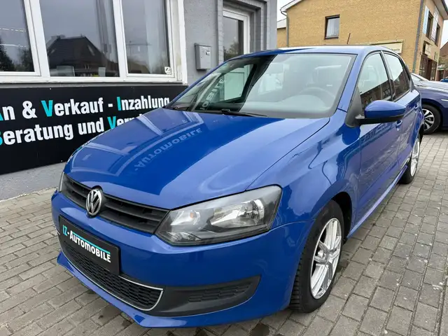 Volkswagen Polo view 2