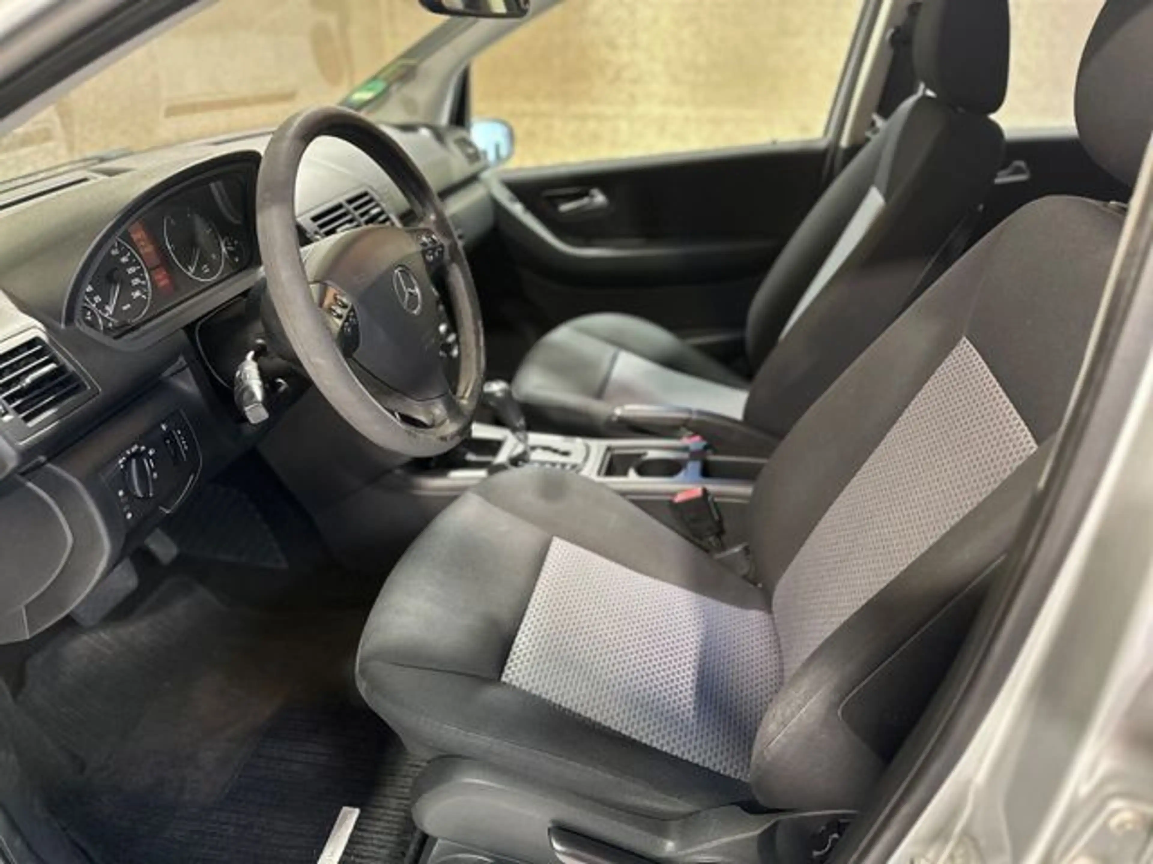 Mercedes-Benz A 180 CDI Aut. * SHZ * KLIMA * SERVICE NEU * — photo 6