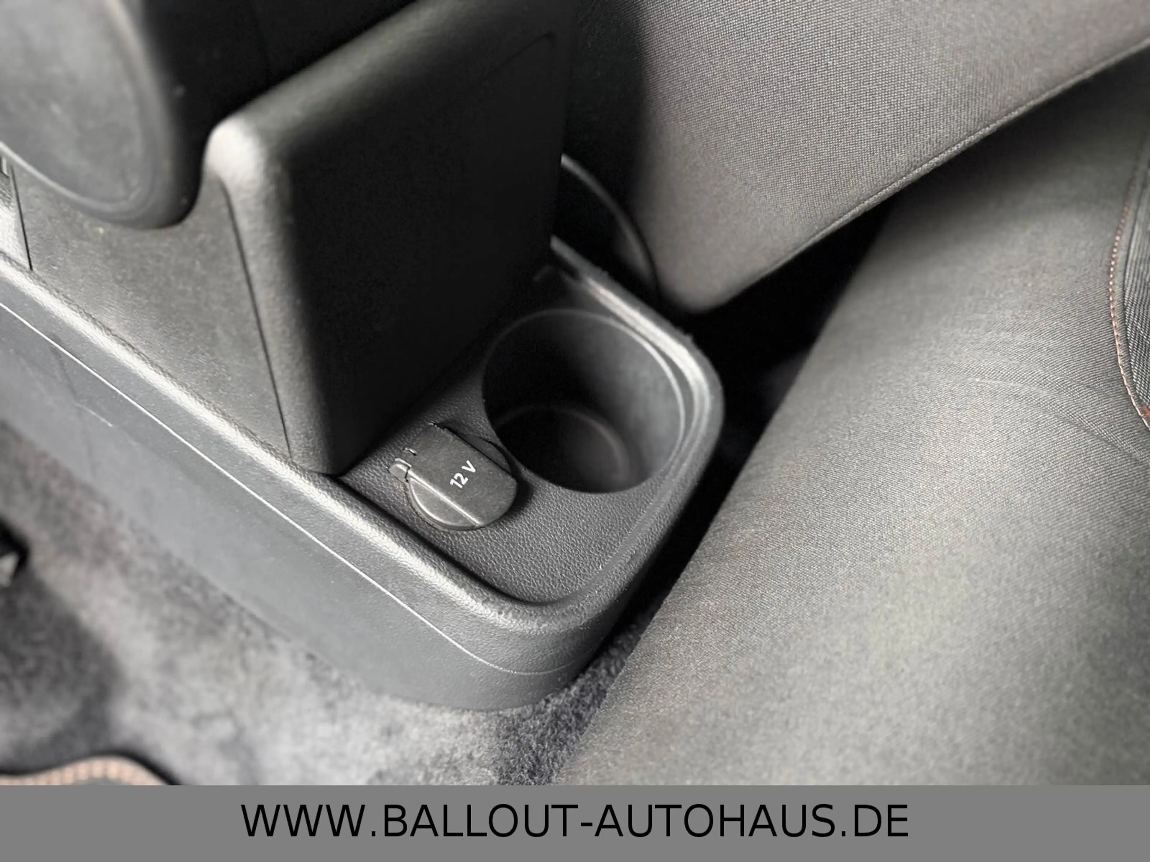 Volkswagen Beetle Cabriolet Allstar*2.HAND*KLIMA*TEMP*KAMER — photo 15