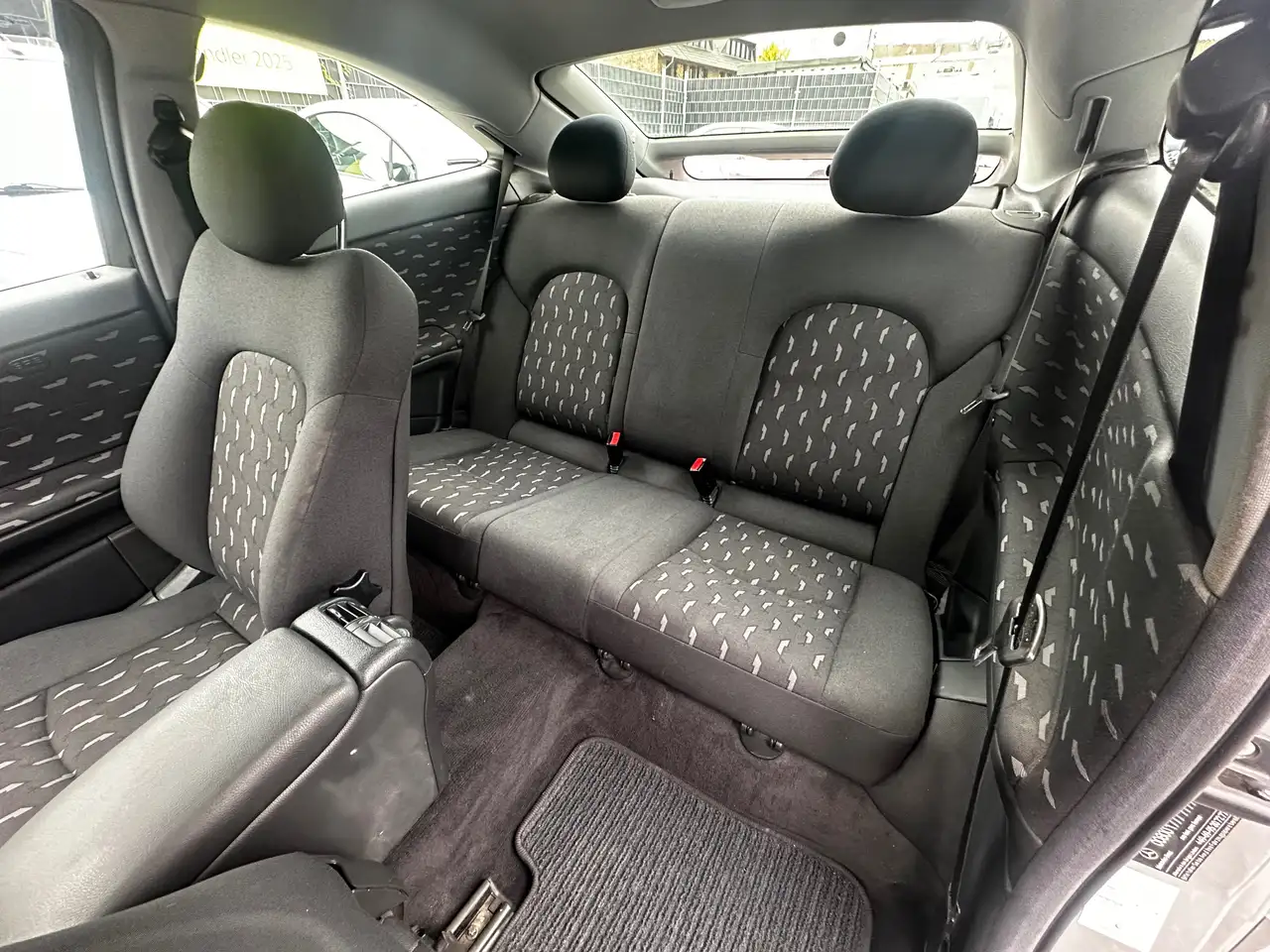 Mercedes-Benz C 180 *ALLWETTERREIFEN / KLIMAANLAGE / TÜV NEU*, foto 10
