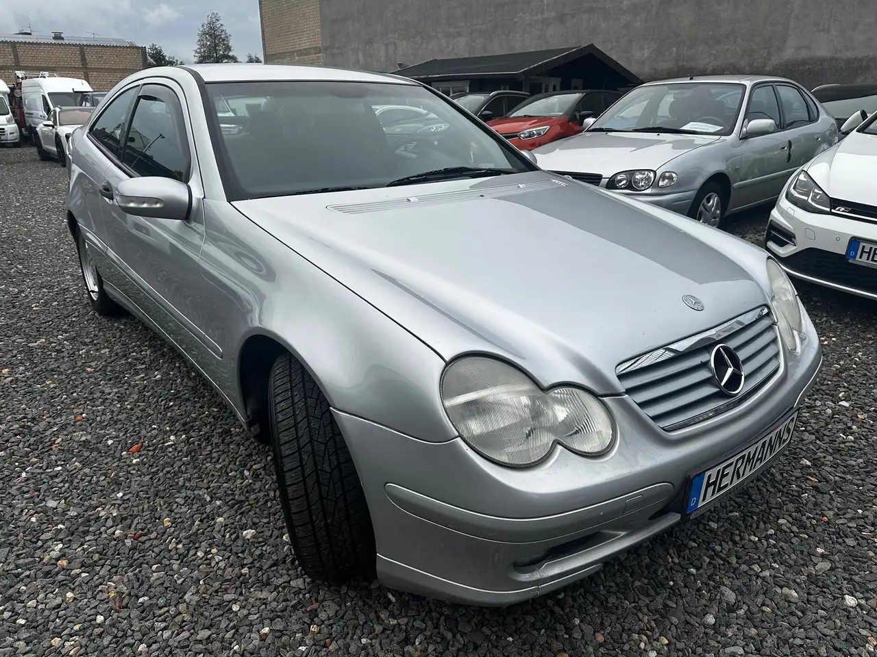 Mercedes-Benz C 180 *ALLWETTERREIFEN / KLIMAANLAGE / TÜV NEU*, foto 3