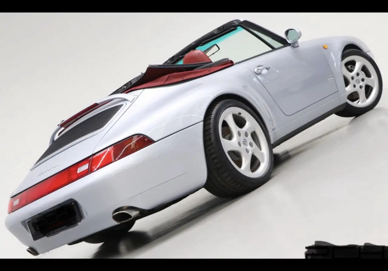 Porsche 993 911 Cabrio 3.6 Carrera 4, foto 8
