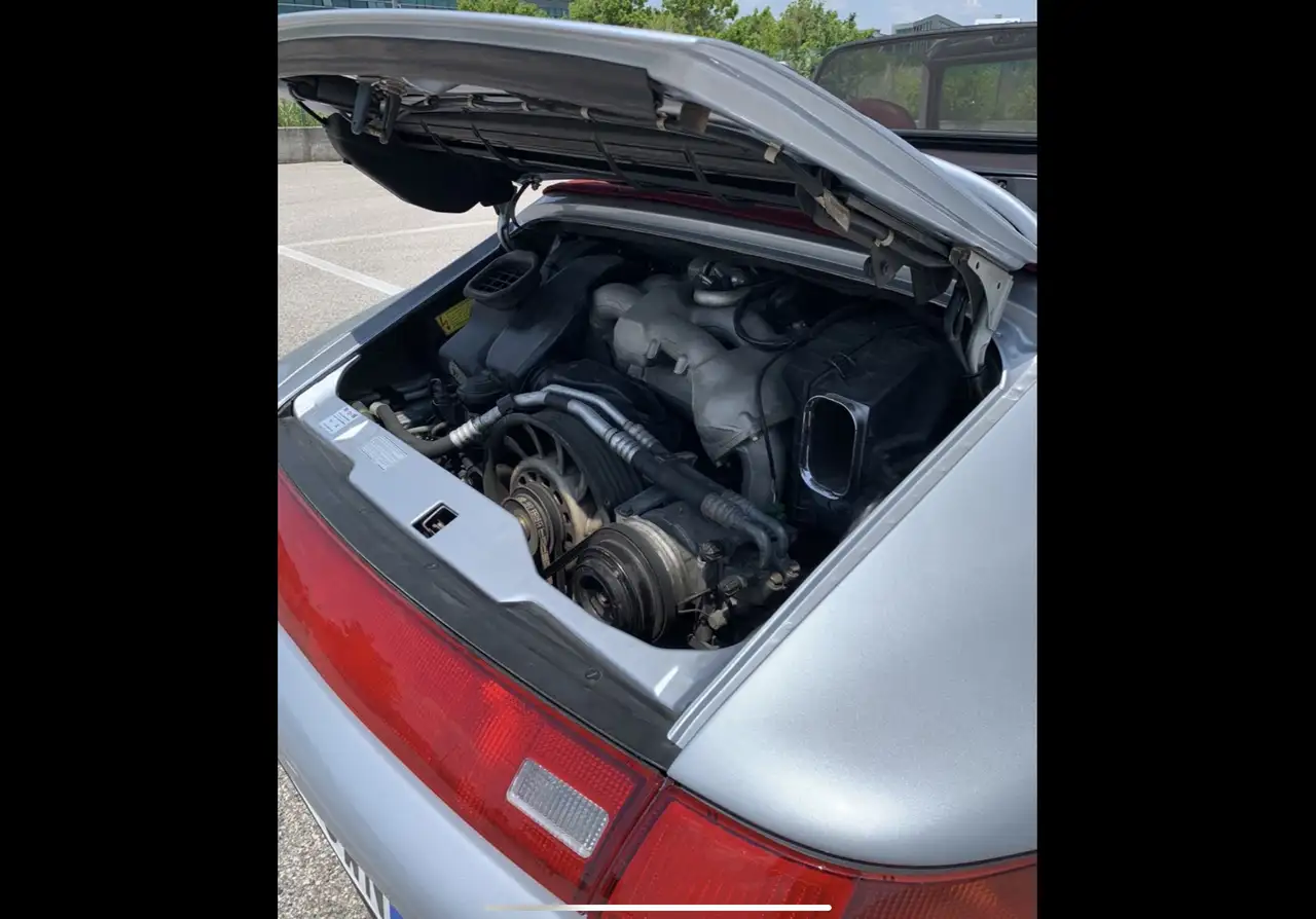 Porsche 993 911 Cabrio 3.6 Carrera 4, foto 2