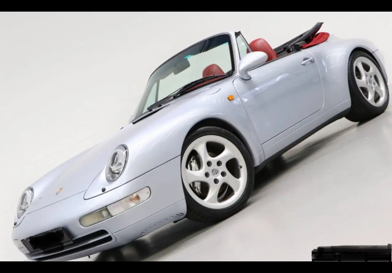 Porsche 993 911 Cabrio 3.6 Carrera 4, foto 9