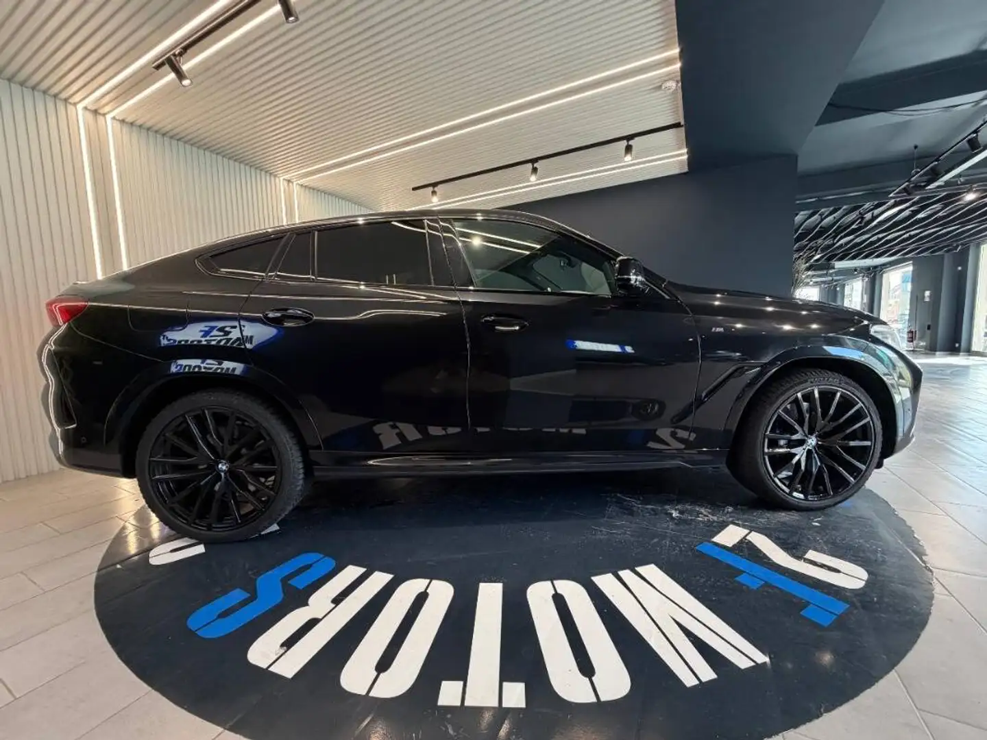 BMW X6 Xdrive40d mhev 48V Msport auto Schwarz - 1