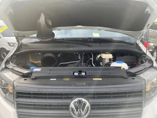 Volkswagen Crafter view 13