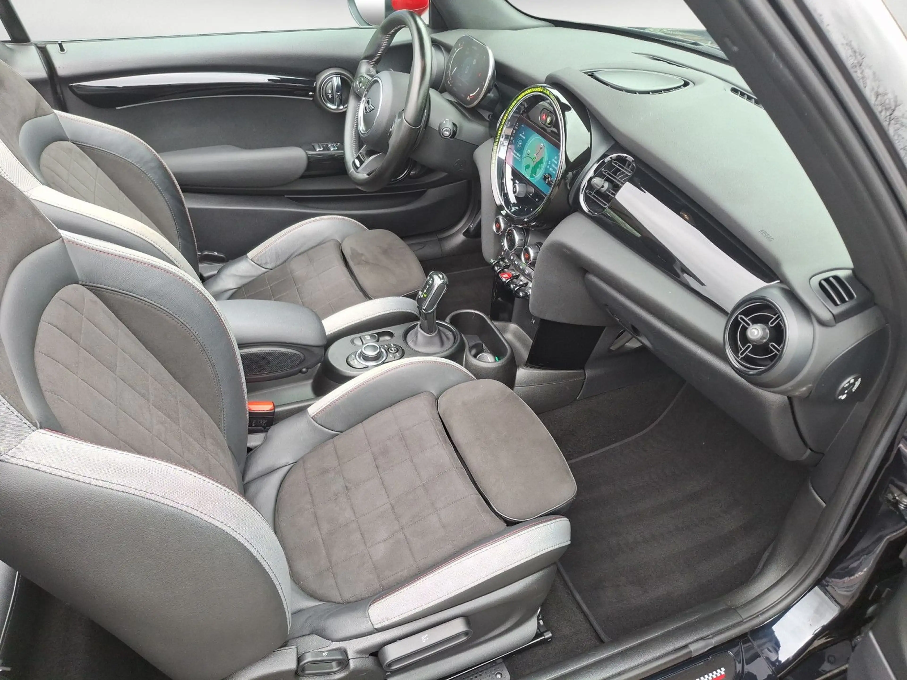 MINI John Cooper Works Cabrio Navi Klima PDC Kamera S — photo 9