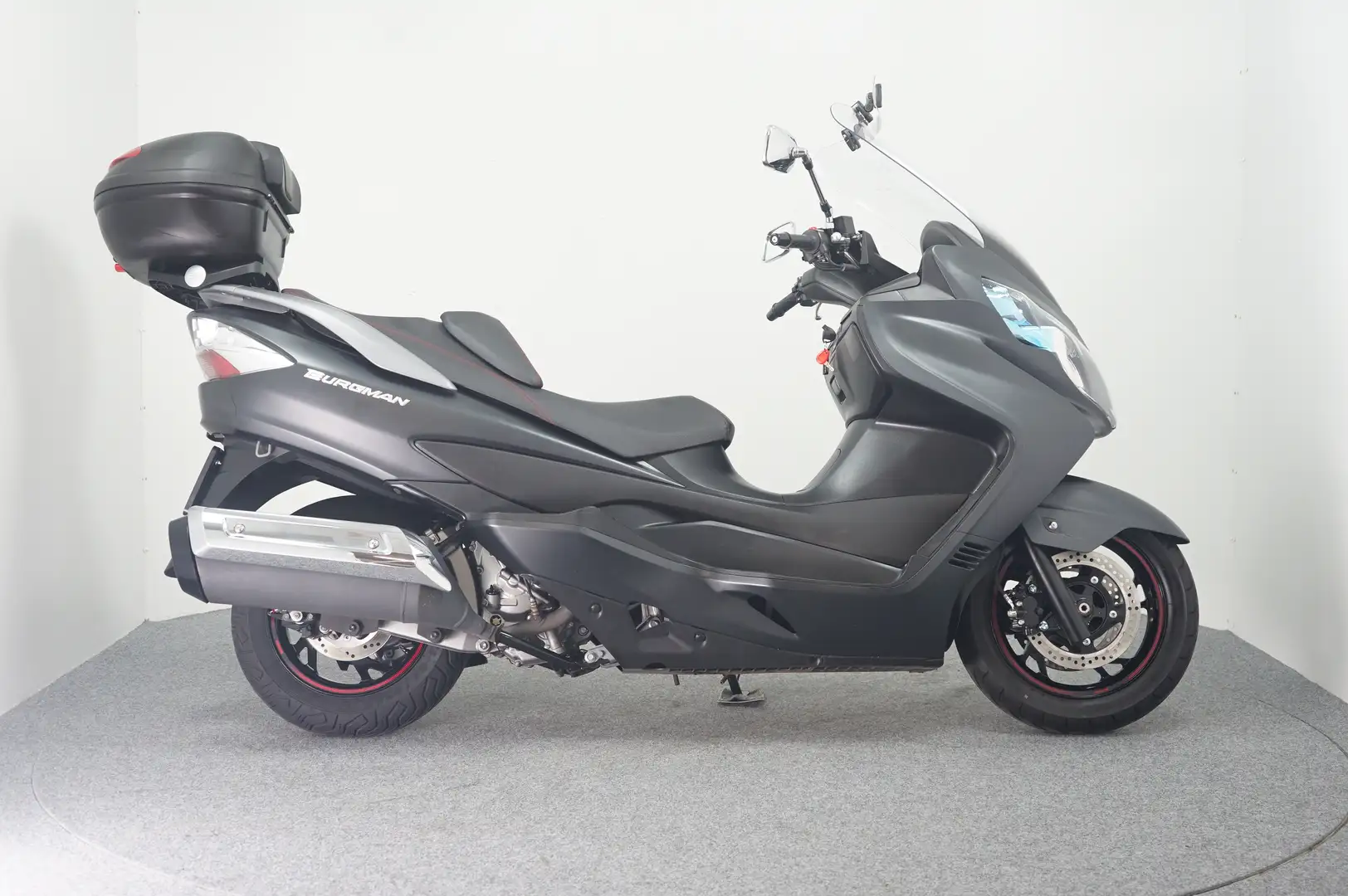 Suzuki Burgman 400 Grijs - 1