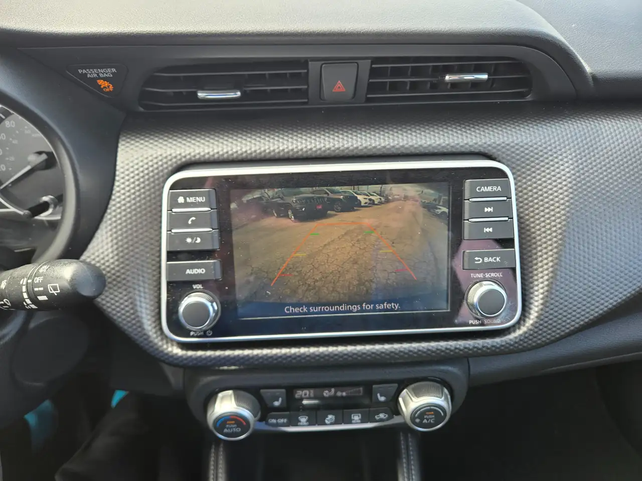 Nissan Kicks снимка Nissan Kicks