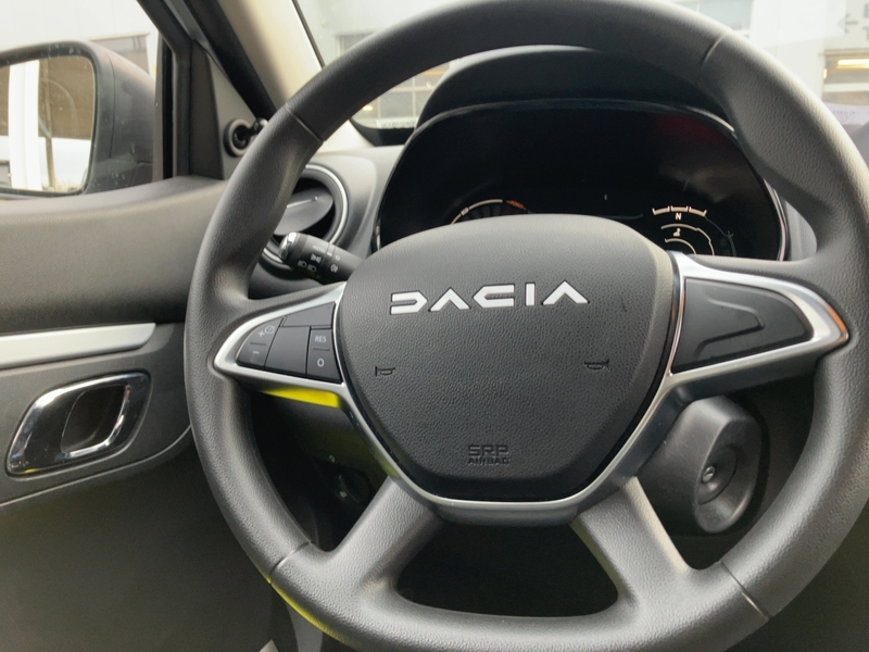 Dacia Spring Essential 45 — photo 9