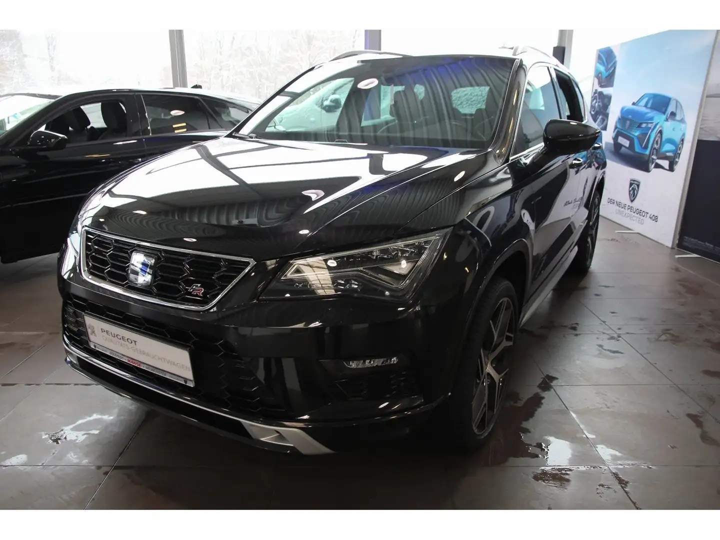 SEAT Ateca FR 1.4 TSI SHZ Pano Carplay Schwarz - 1