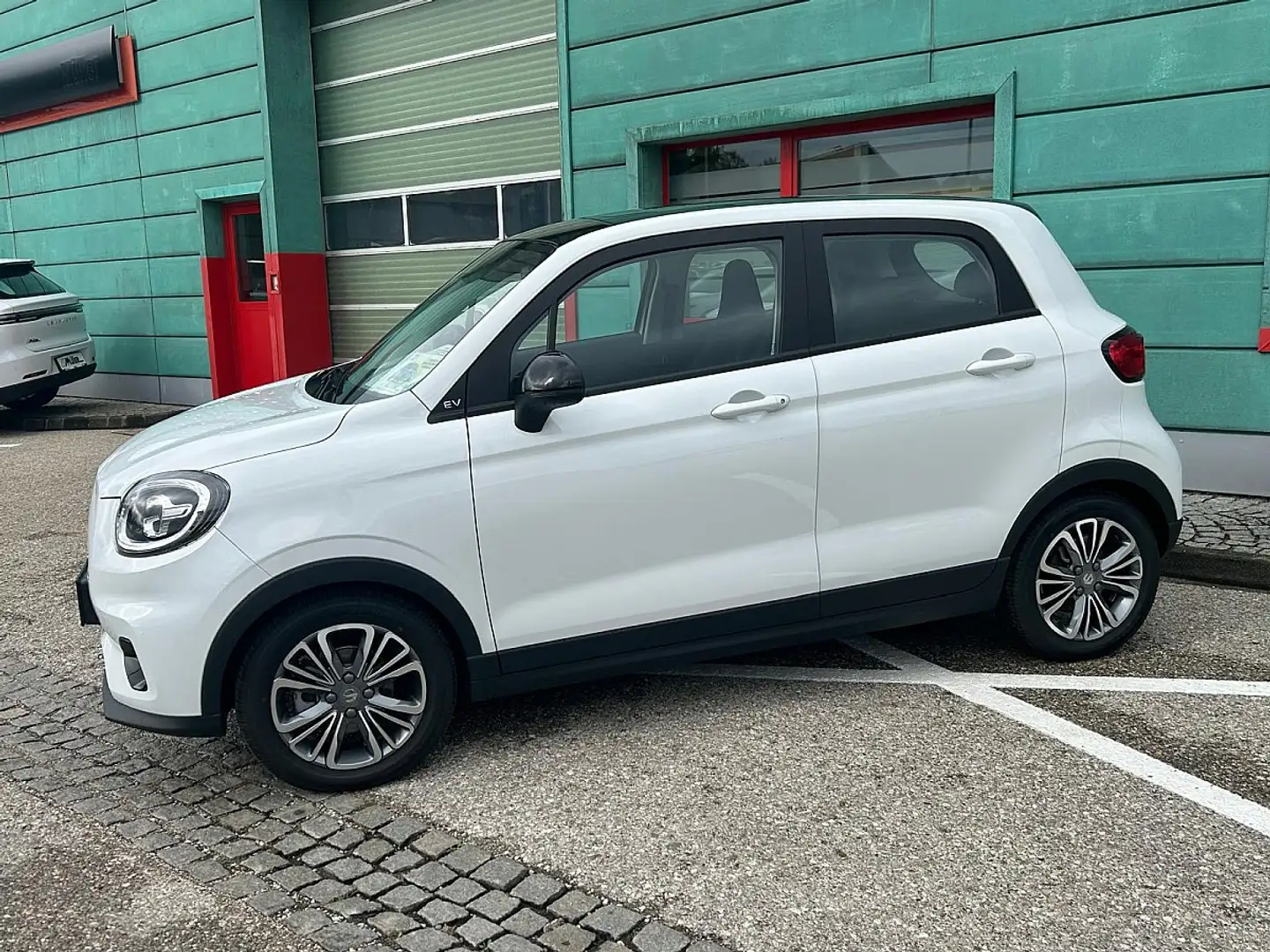 Leapmotor T03 Elektro 36kWh (Reichweite WLTP 264km) Weiß - 2