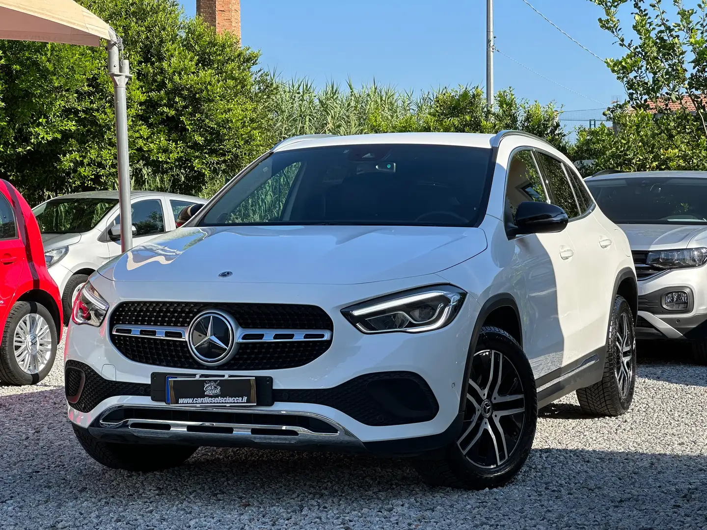 Mercedes-Benz GLA 180 GLA-H247 2020 d Sport auto Bianco - 1