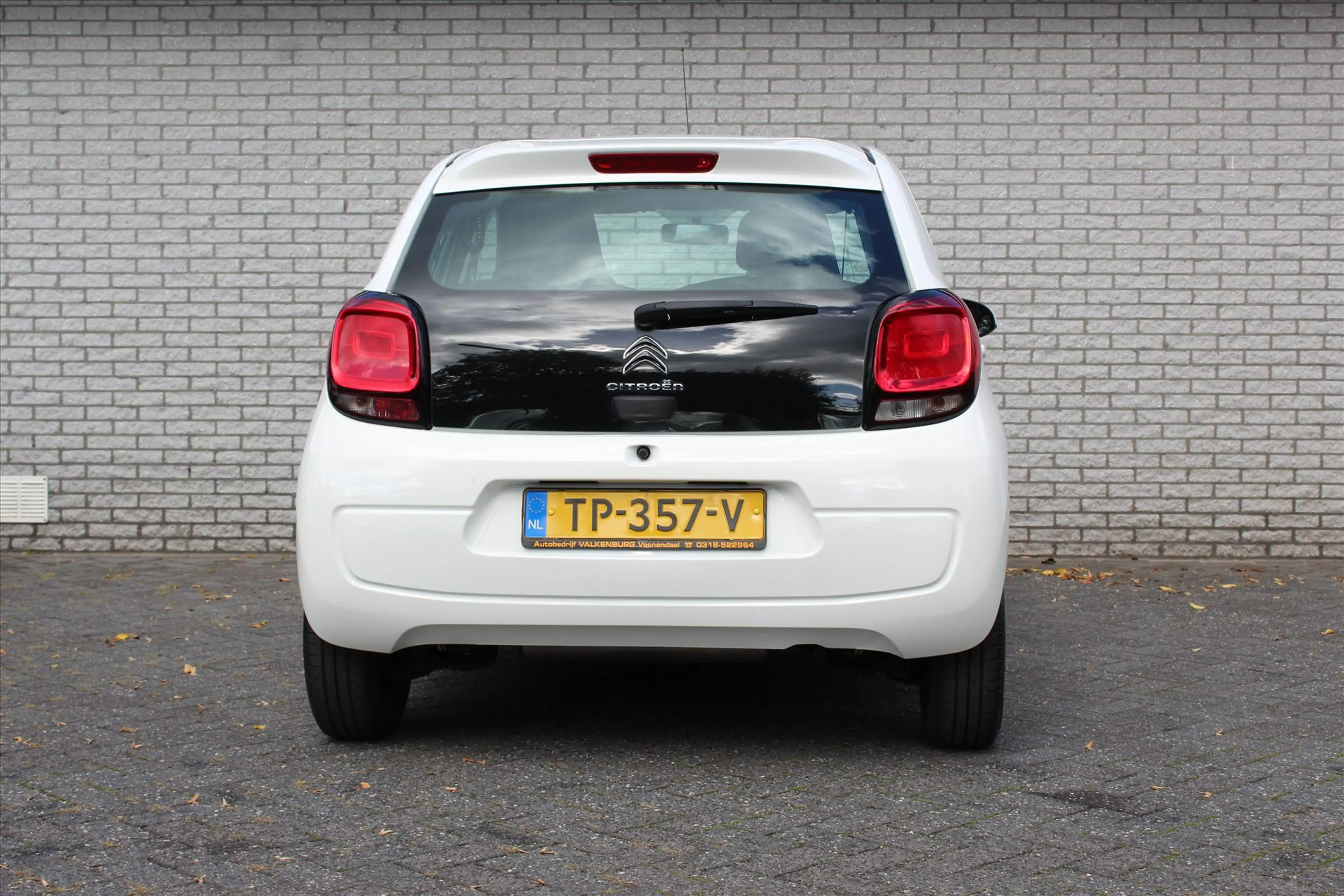 Citroen C1 1.0 VTi 72PK S&S 5D Feel — photo 8