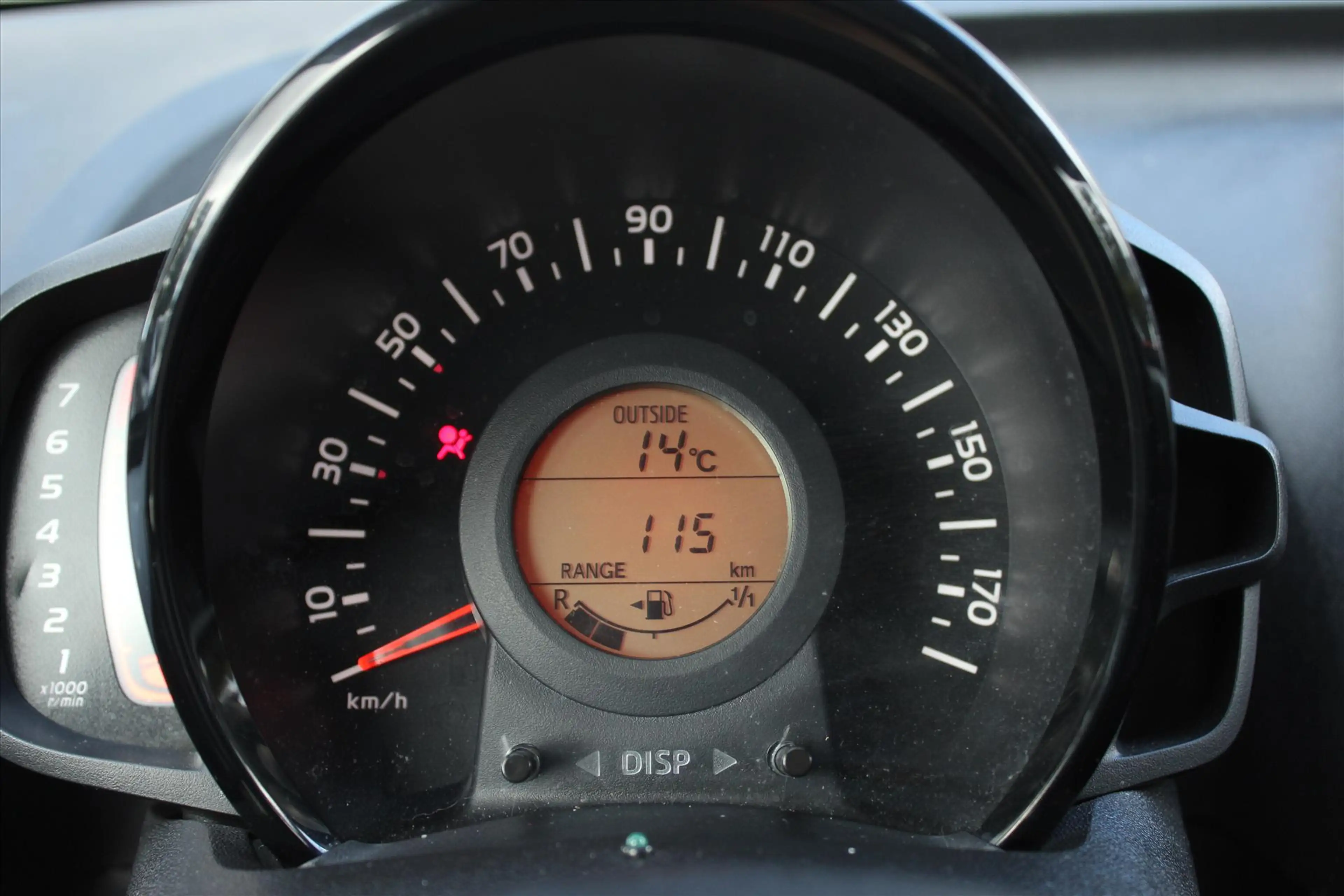 Citroen C1 1.0 VTi 72PK S&S 5D Feel — photo 11