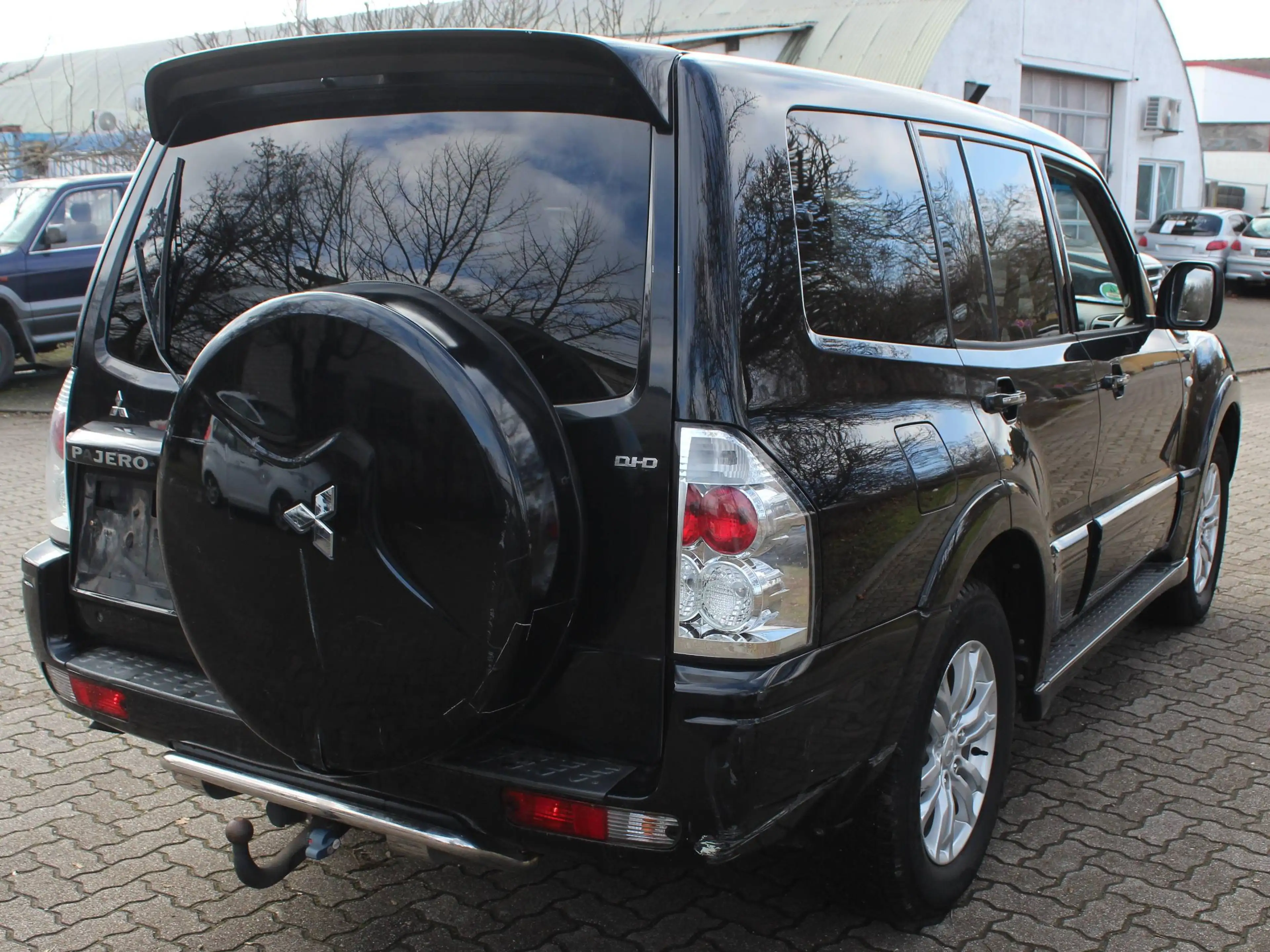 Mitsubishi Pajero 3.2 DI-D Elegance 7 Sitzer — photo 8