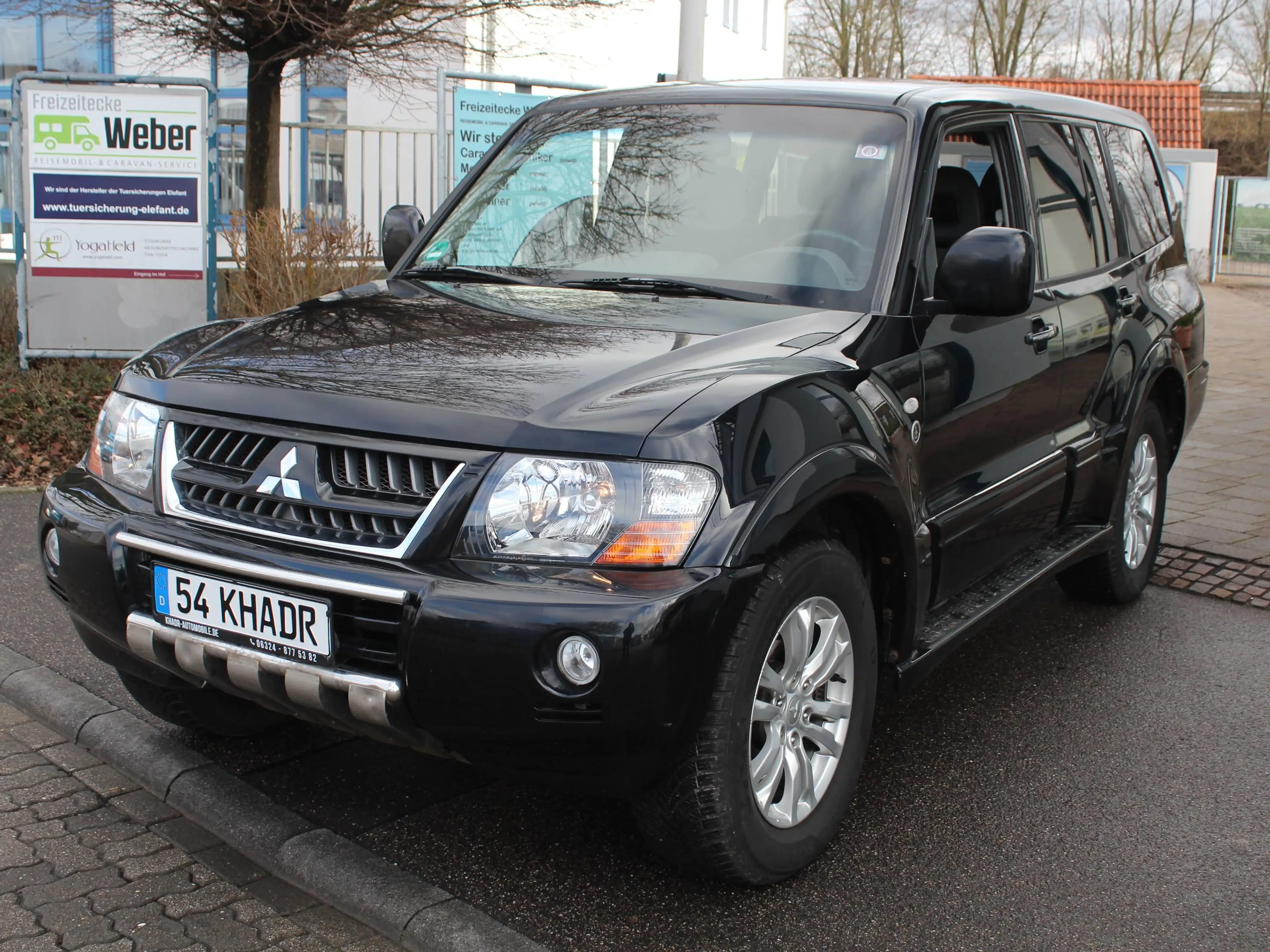 Mitsubishi Pajero 3.2 DI-D Elegance 7 Sitzer — photo 2
