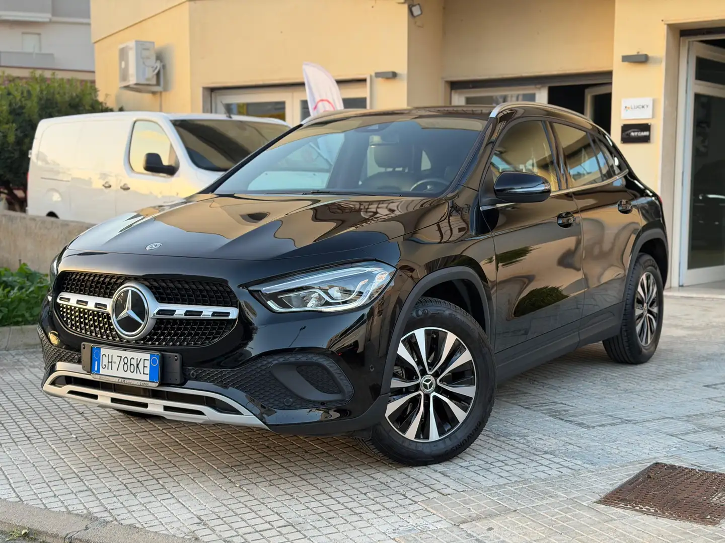 Mercedes-Benz GLA 180 d Sport Plus auto Negro - 1