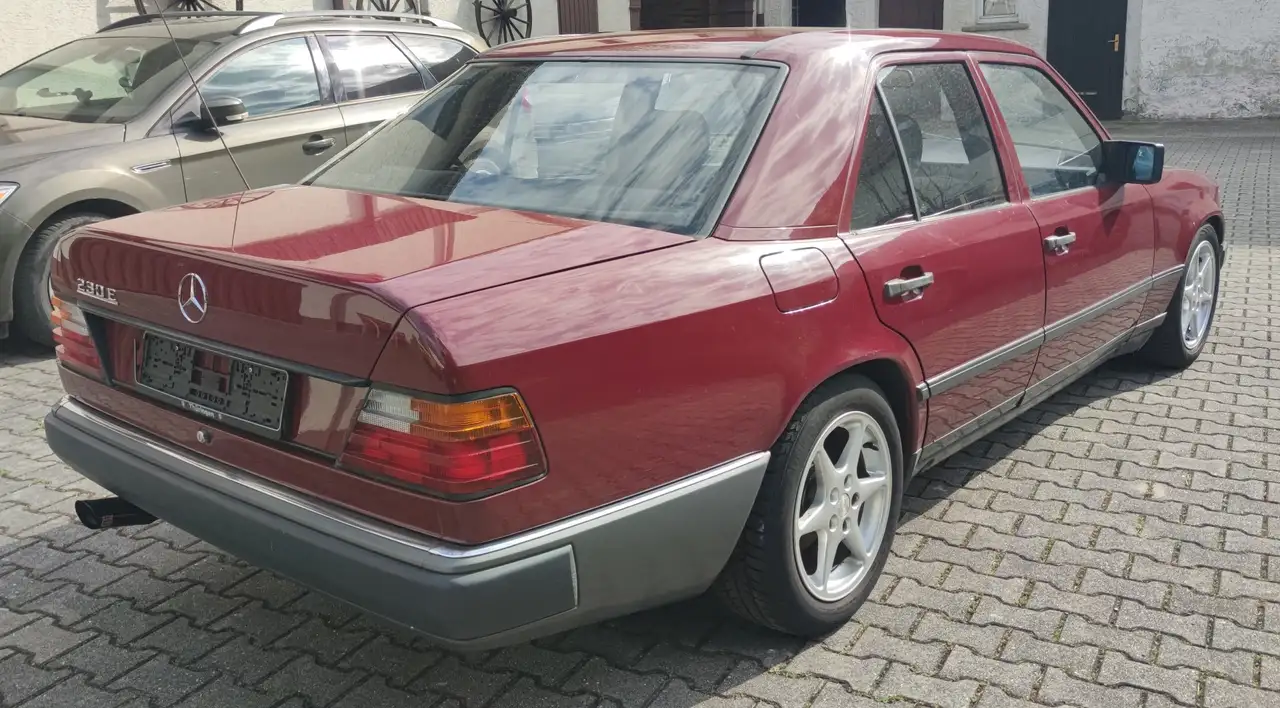 Mercedes-Benz E 230 W 124 5-Gang, foto 5